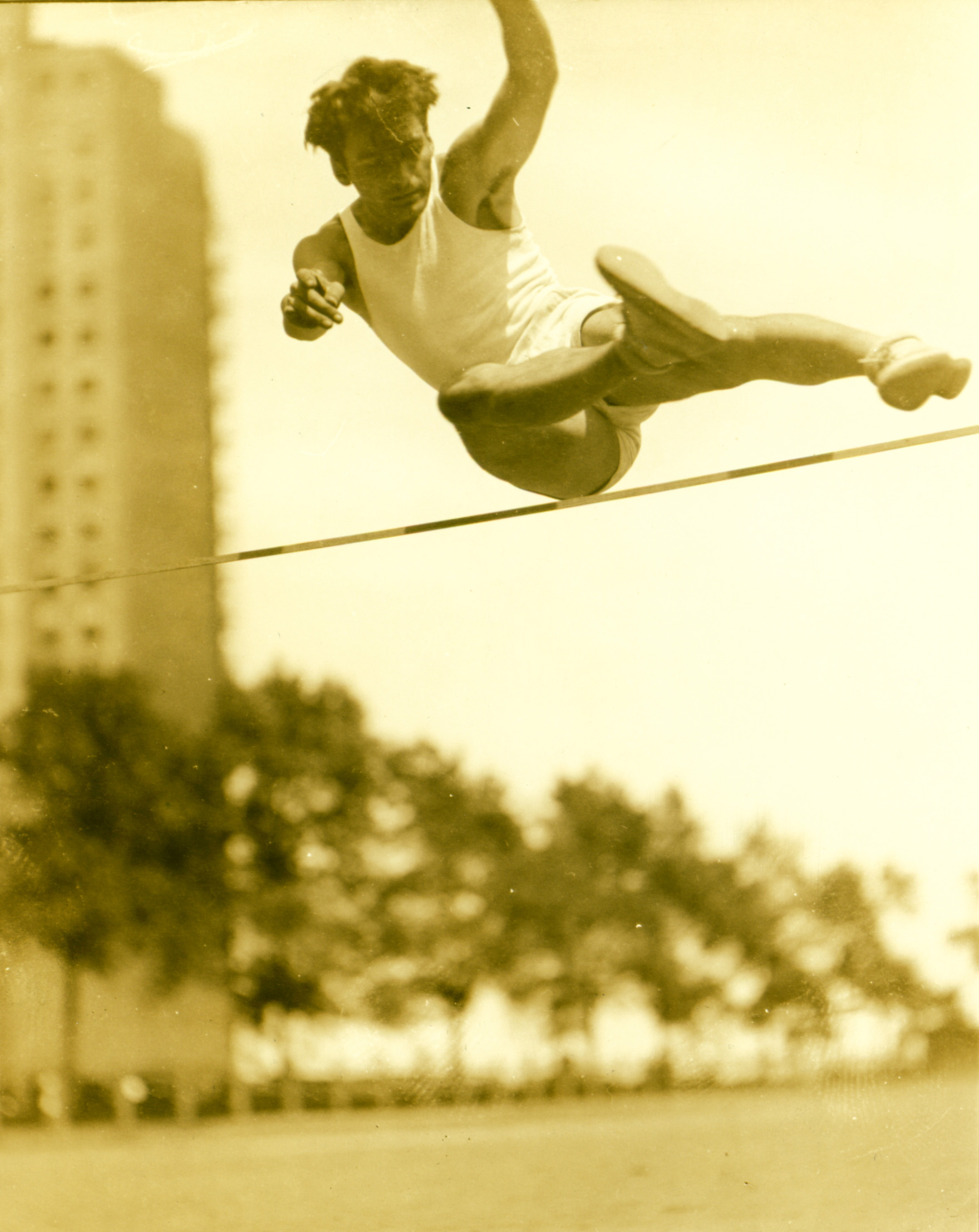 High Jumping in Chicago 1930