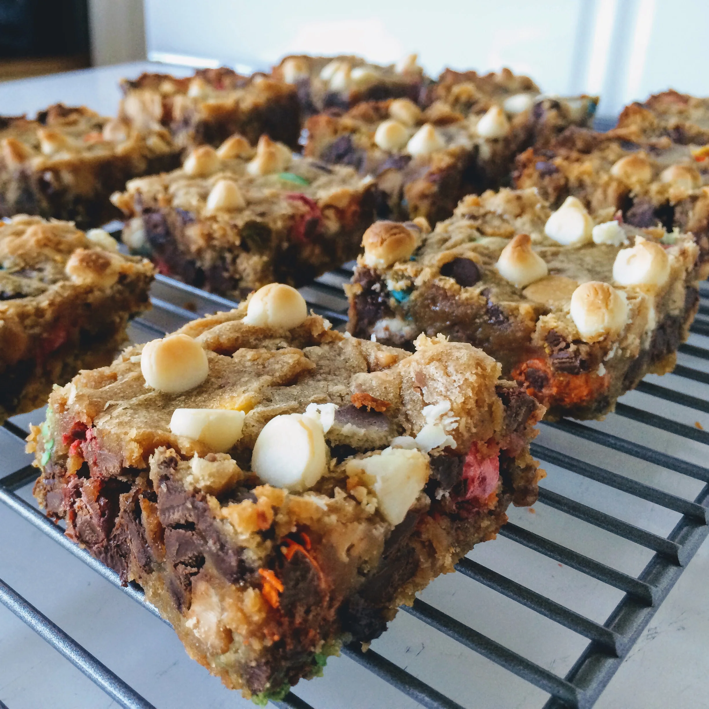 "EVERYTHING BUT THE KITCHEN SINK" BLONDIES