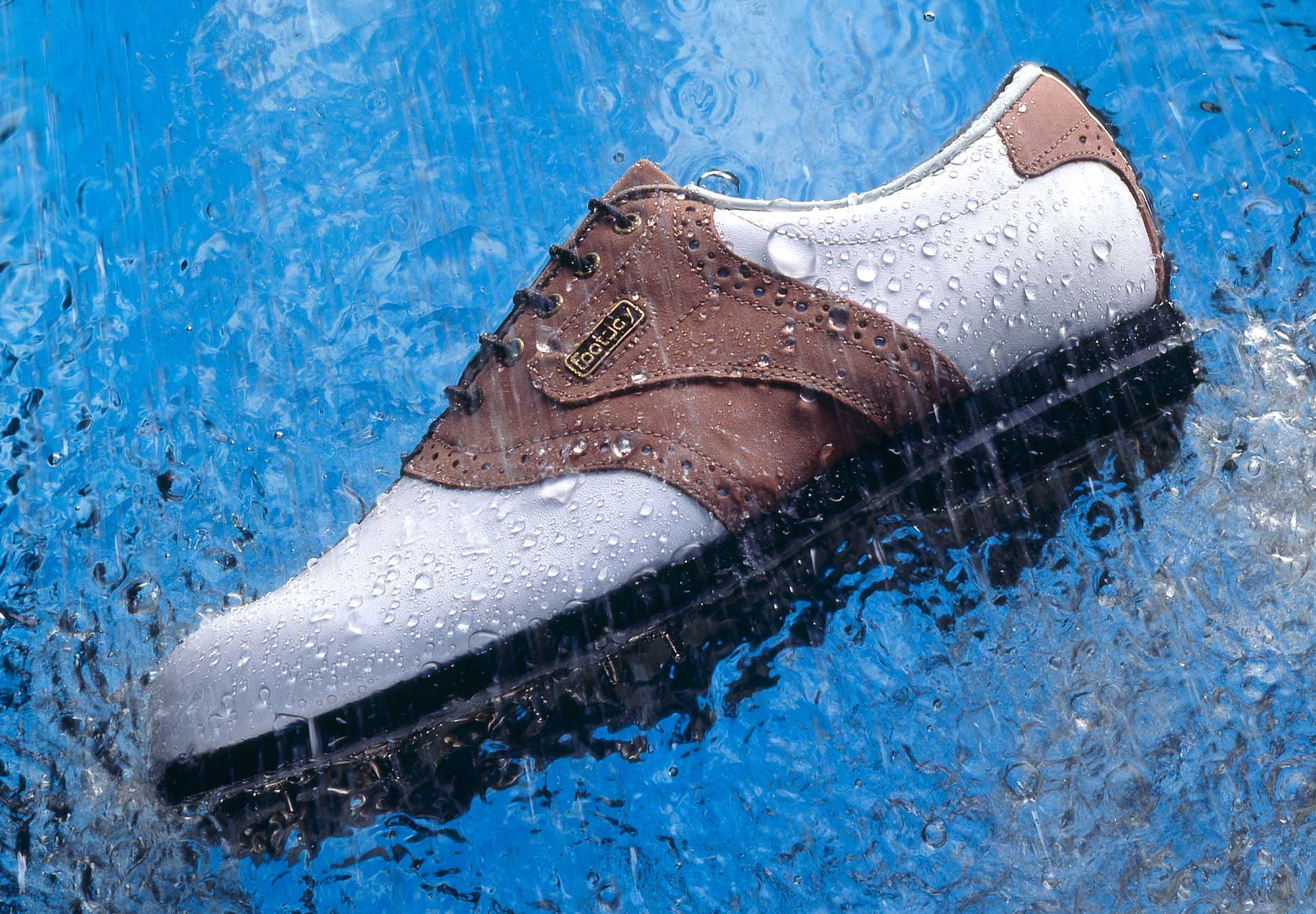 footjoy-in-rain.jpg