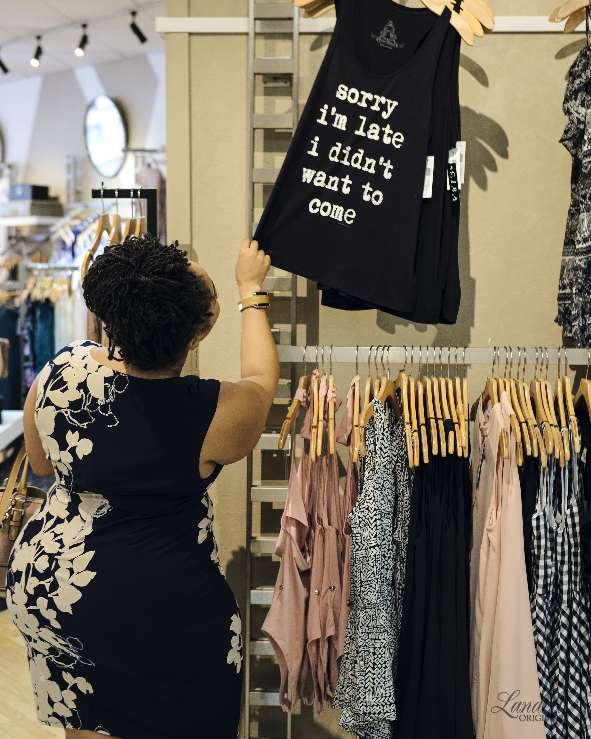   This shirt would have TOTALLY been in my bag, had they had extended sizes for this curvy girl!  