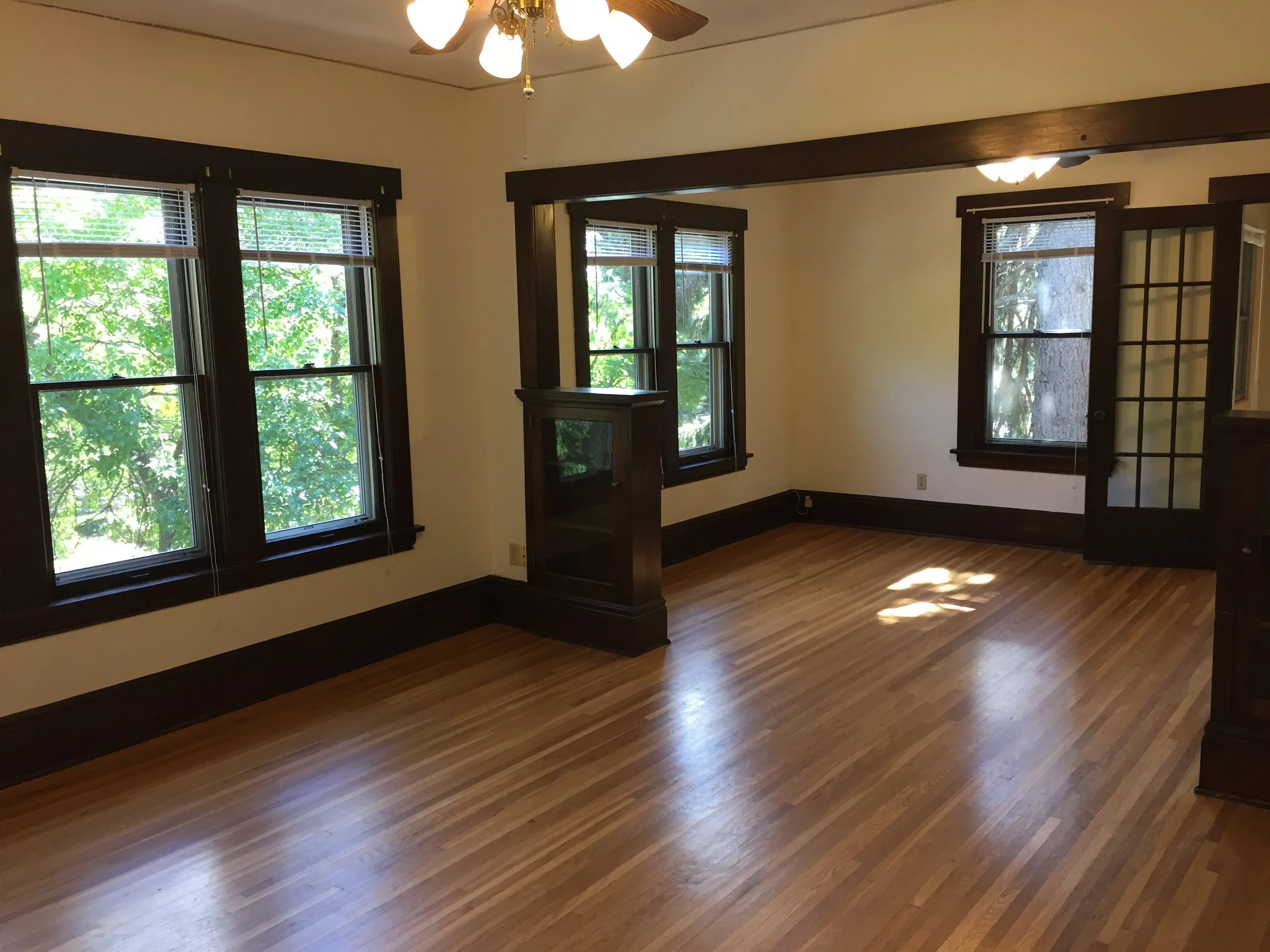 2 bedroom craftsman apartment