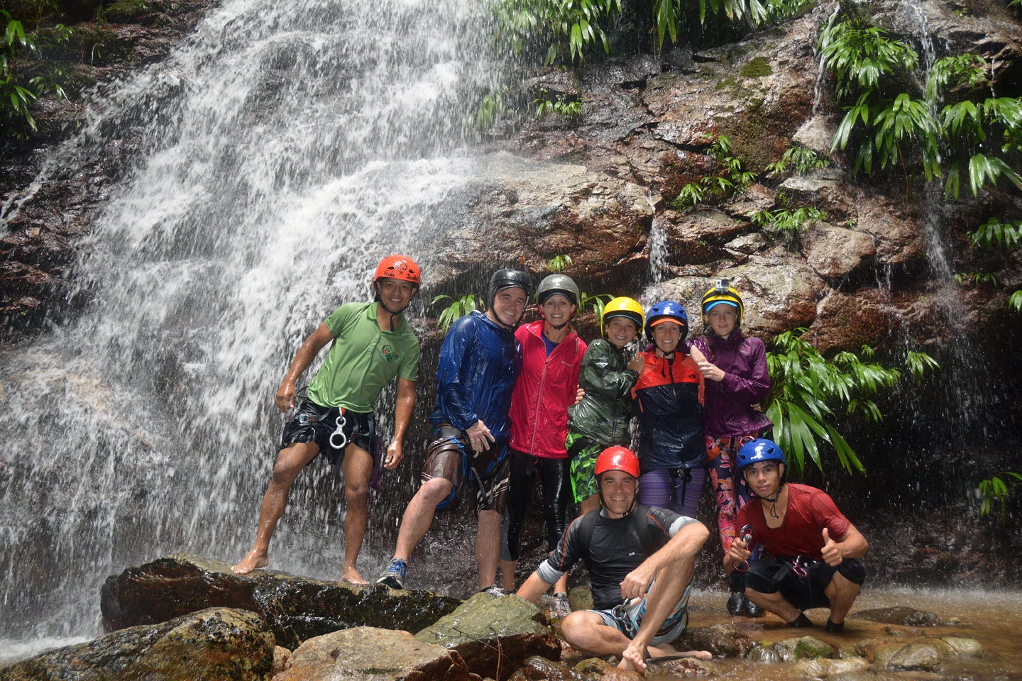 las-cascadas-waterfall-descent2.jpg