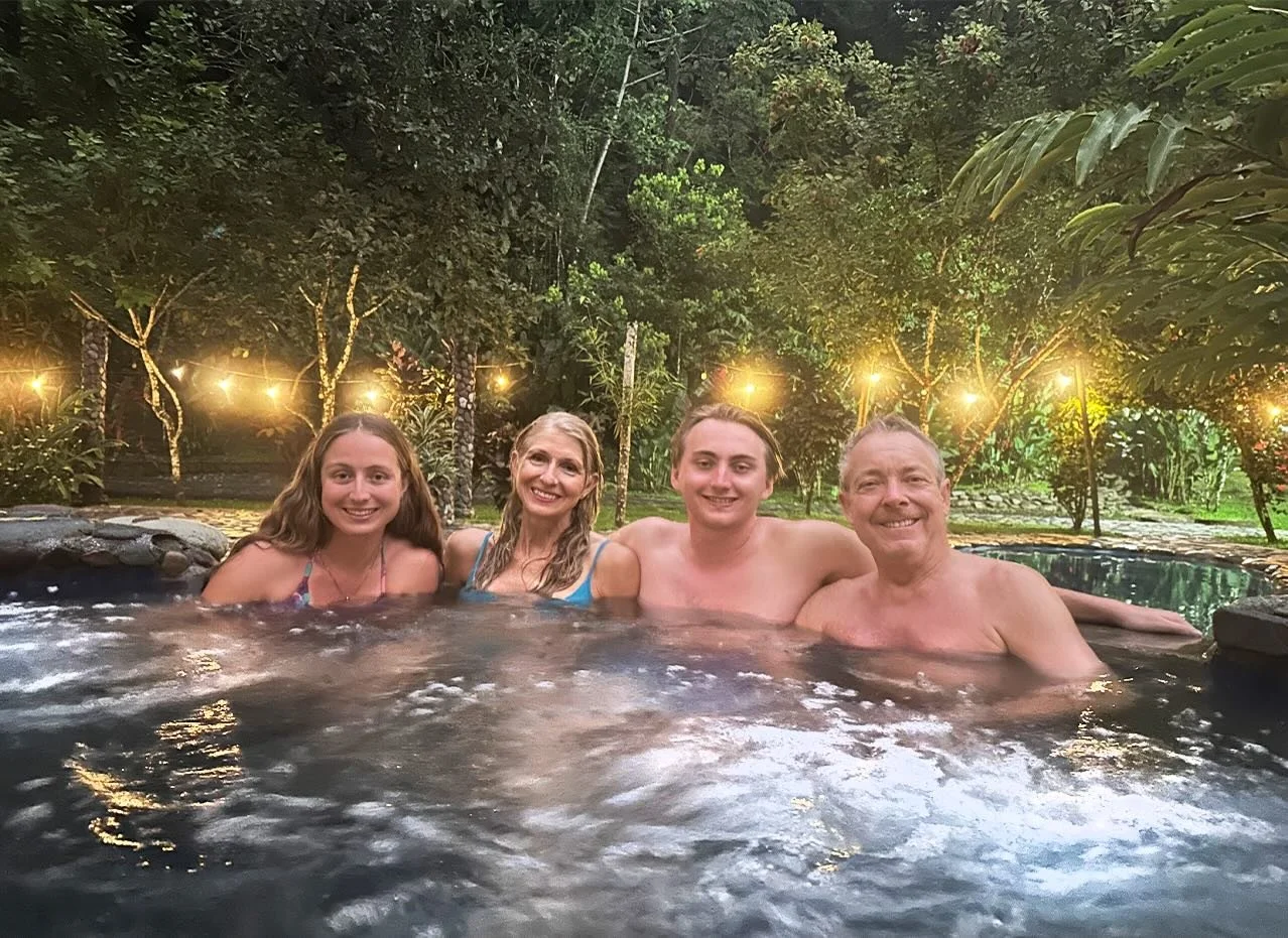 Warm water and jungle surroundings set the tone for the evening. At Las Cascadas Lodge, nights are quiet and unhurried. After a day of waterfalls and wildlife, the jacuzzi is simply a place to slow down. #LasCascadasLodge #JungleLodge #RainforestRetr