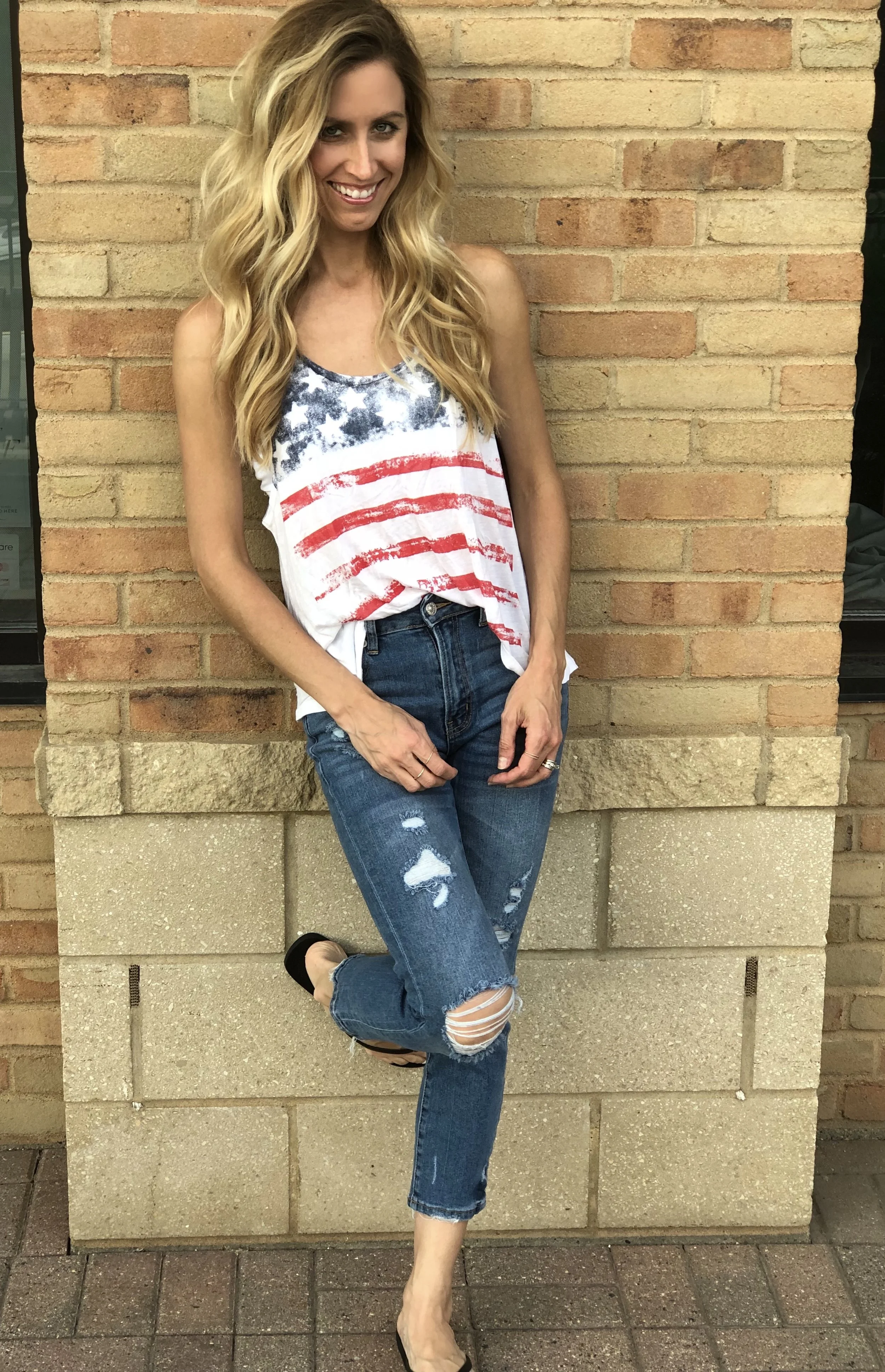 Facetune_13-06-2018-20-39-42.jpg