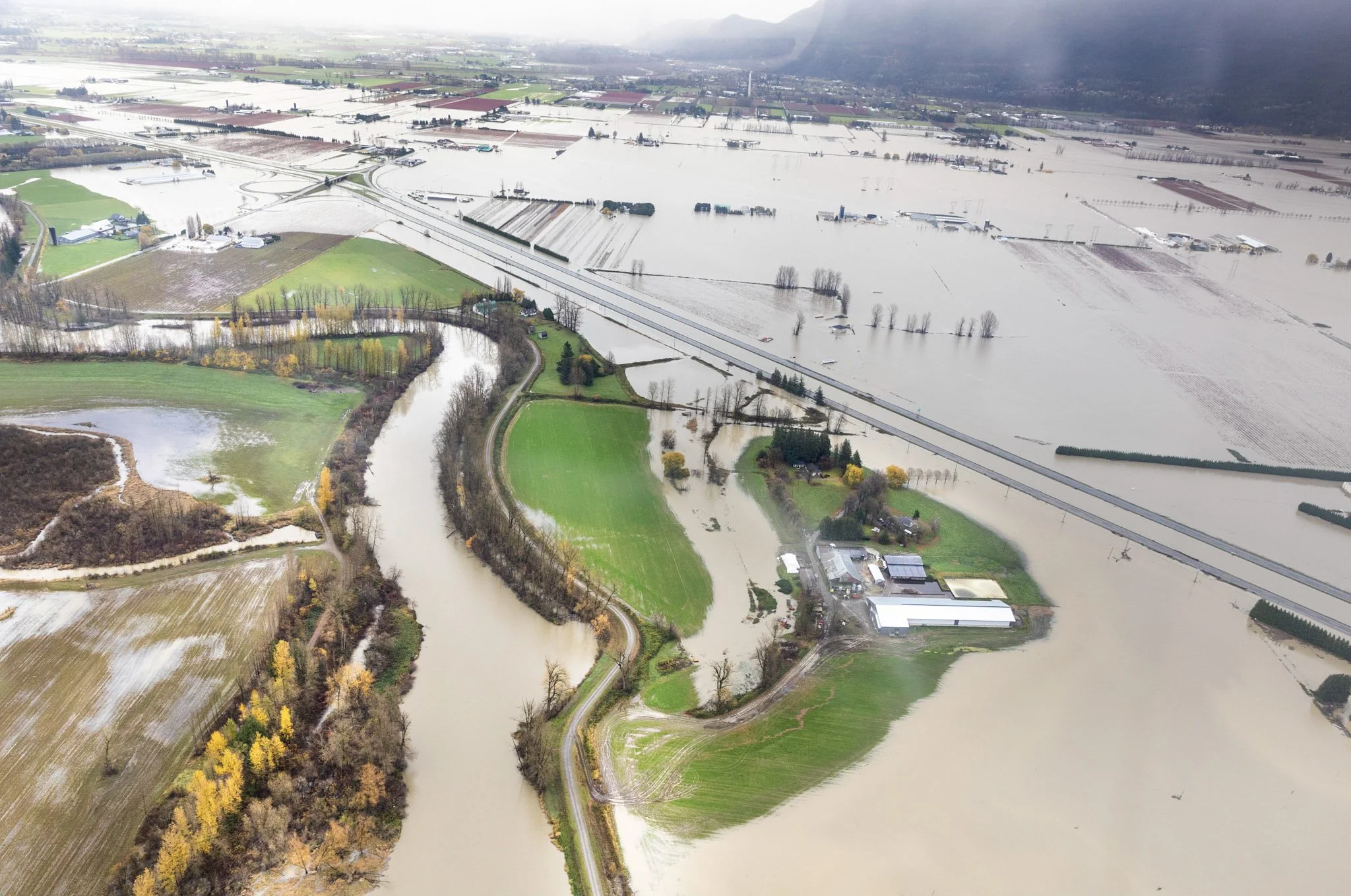 2021120_Abbotsford_FloodingTour_020_AR6A0800.jpg