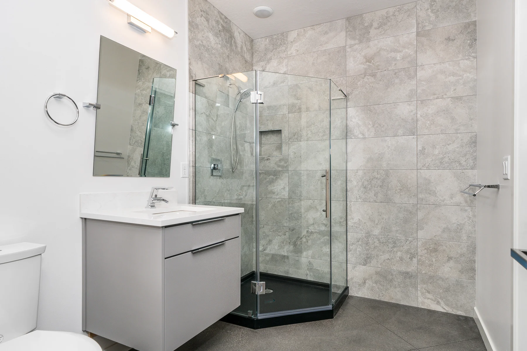 16818 N Logan Ln-046.jpg