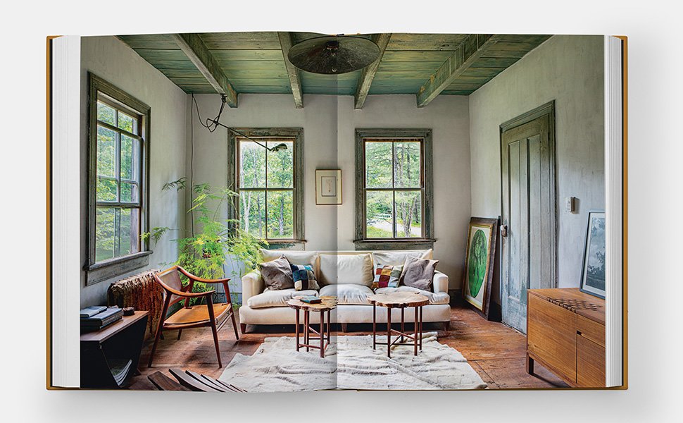 Upstate: Living Spaces with Space to Live