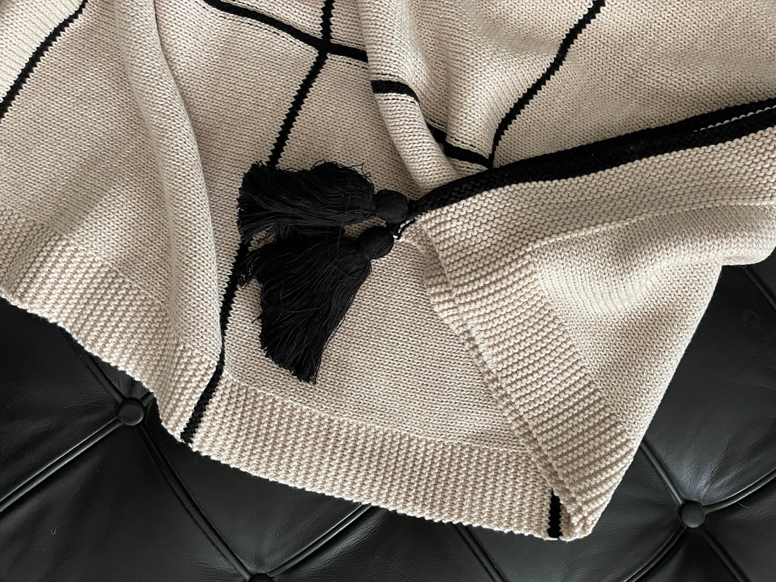 Fleck Beige Black Striped Knitted Throw Tassels Styled