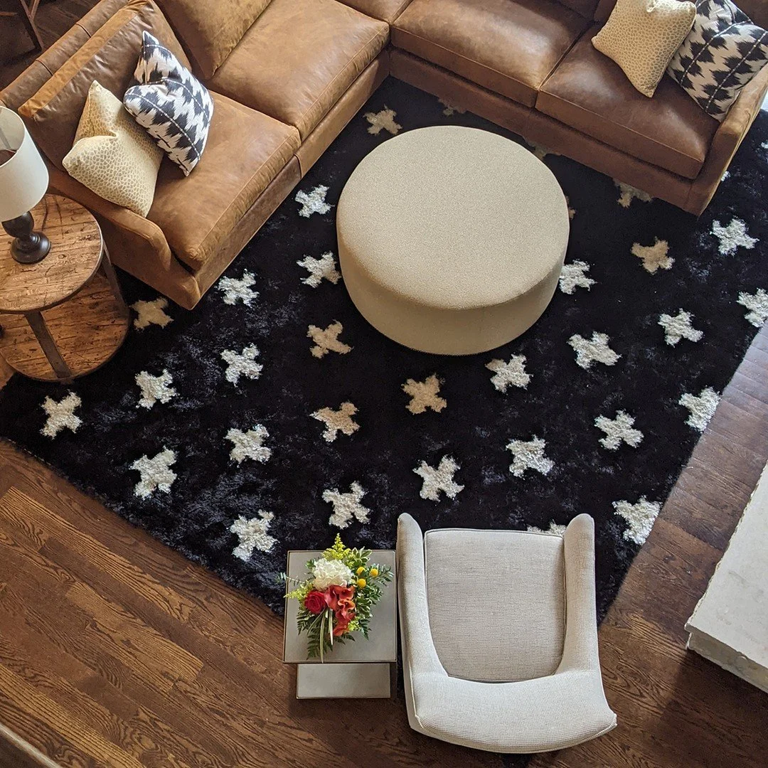 Black/Ivory Hand Tufted Plus Sign Cross Indoor Rug