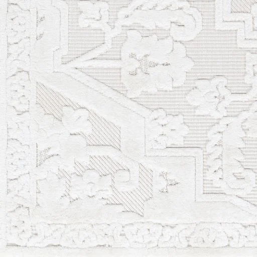 Montecito Patterned Textured Outdoor Rug Collection White