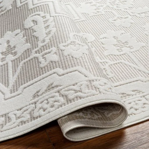 Montecito Patterned Textured Outdoor Rug Collection White