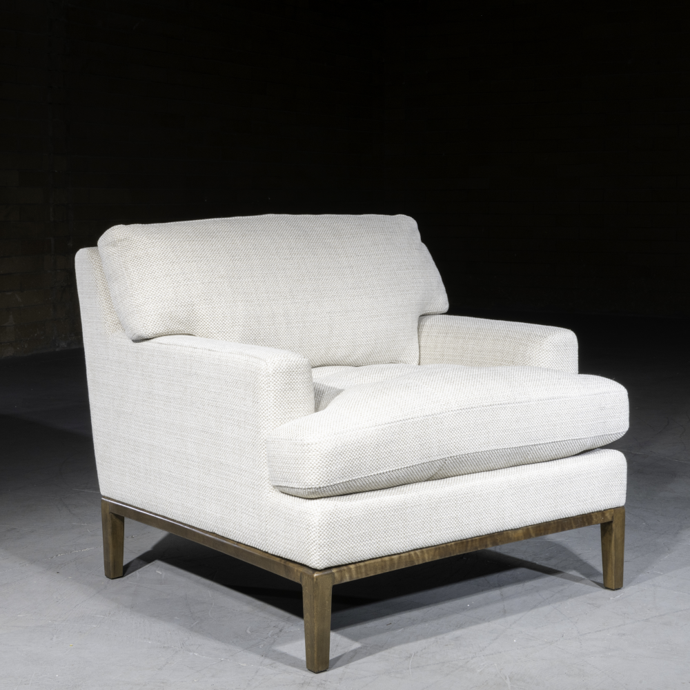 gramercy_chair_cream_square.png