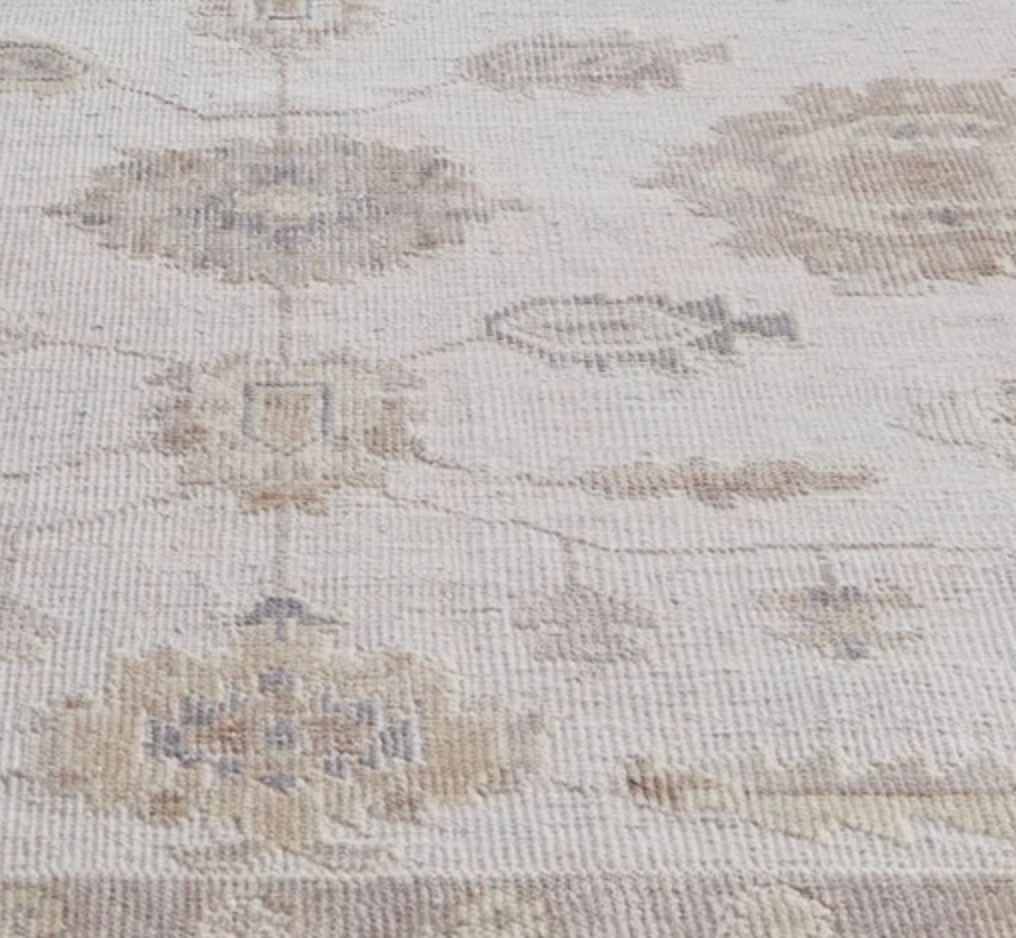wendover_tansitional_rug_silver_closeup.png