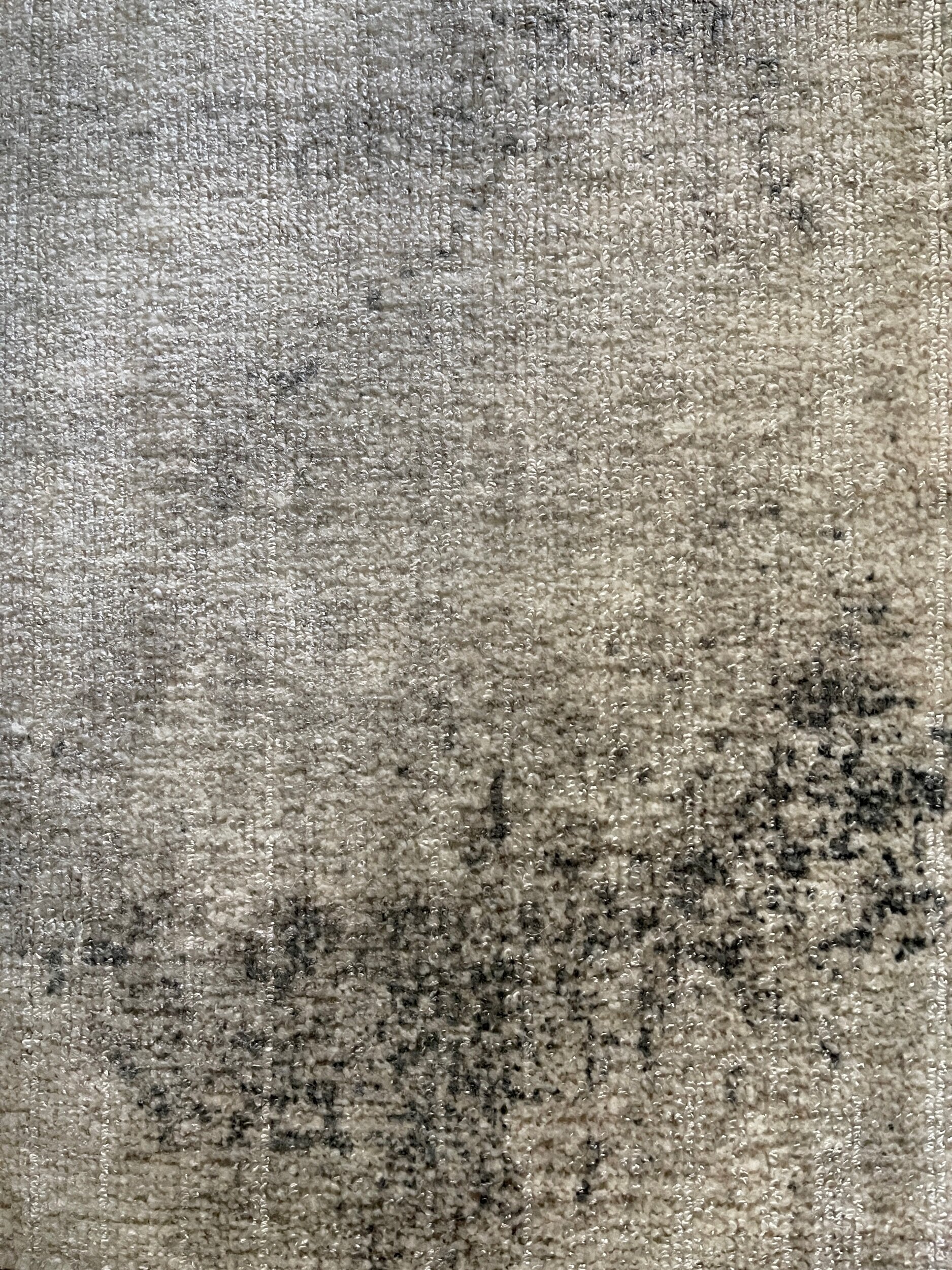 5E4B0059-B366-4E01-9E35-74C8B7600DC2