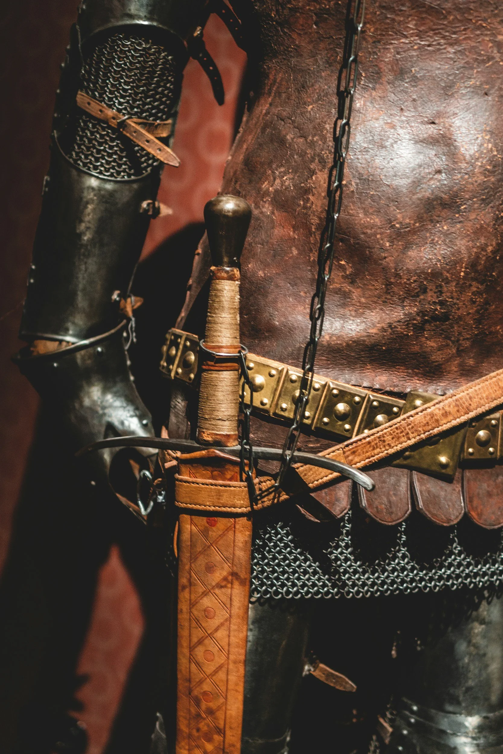 Review of Reviews: Praises and Criticisms of the 2024 Player's Handbook for Dungeons and Dragons