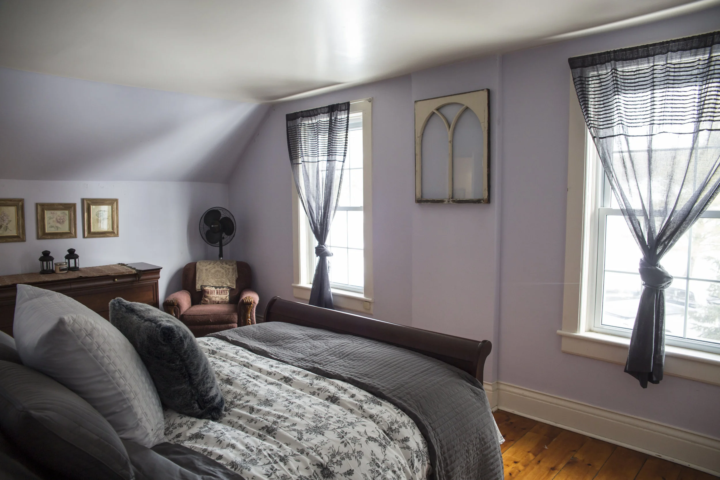 master bedroom (sleeps 2)