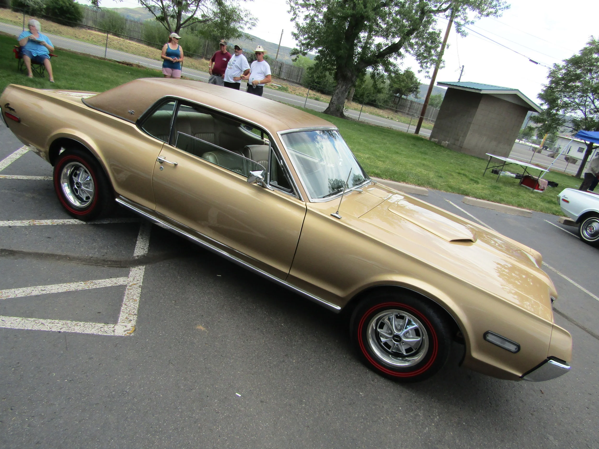  Here is the Cat at CougarFest 2018 