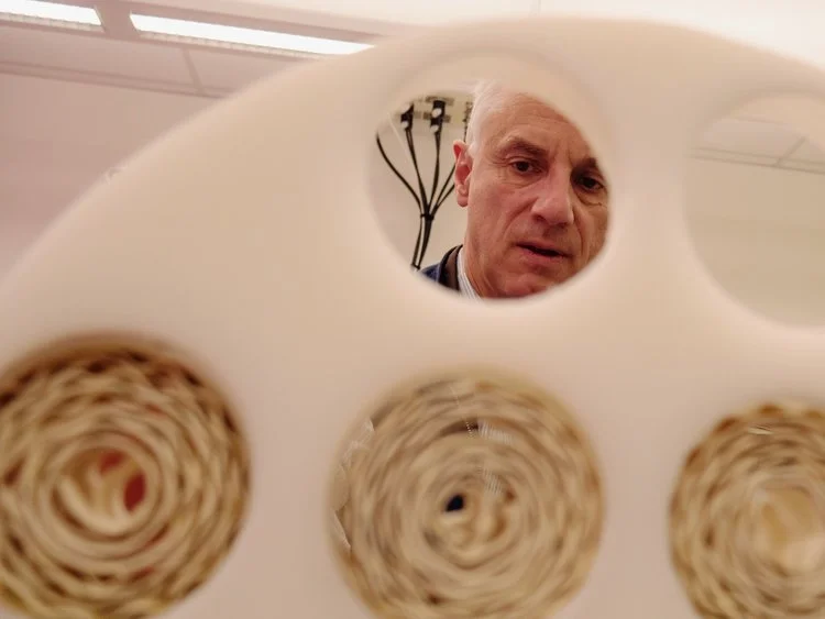 PORTABLE POLLUTION CONTROL. These C02-absorbing filters, developed by Dr. Klaus Lackner and the Arizona State University Center for Negative Carbon Emissions, are made of a flexible material that can be bent and rolled to fit a variety of different …