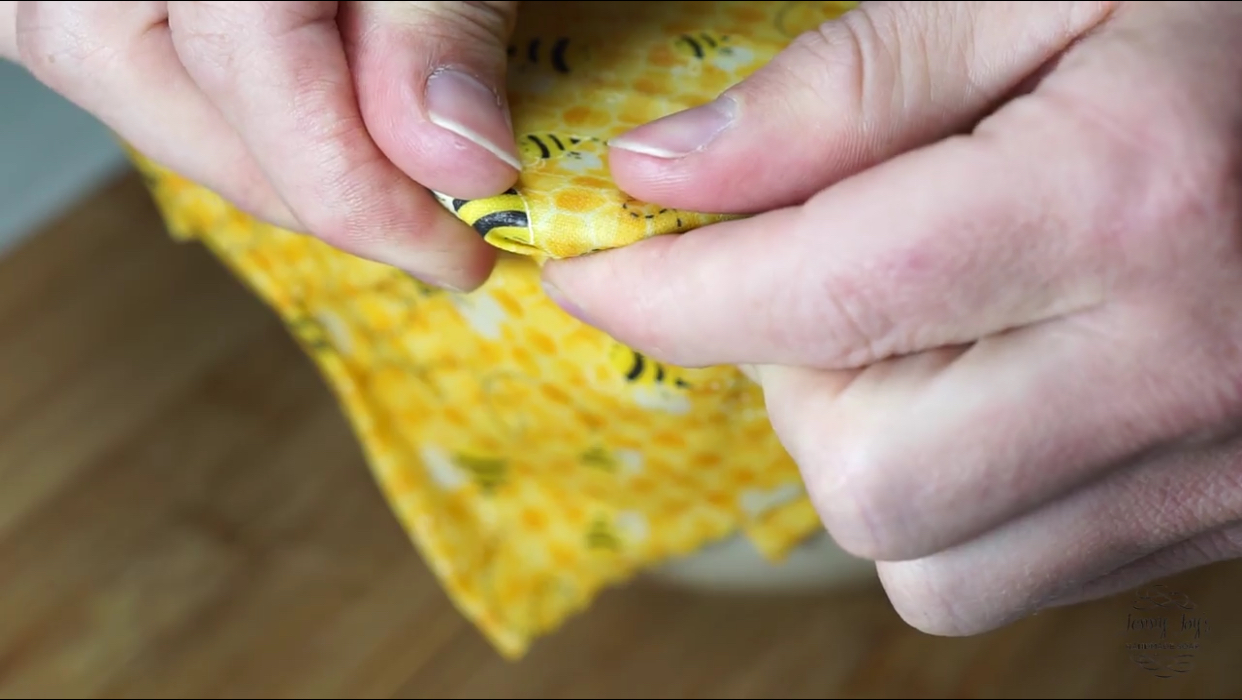 beeswax wrap on bowl 1.jpg