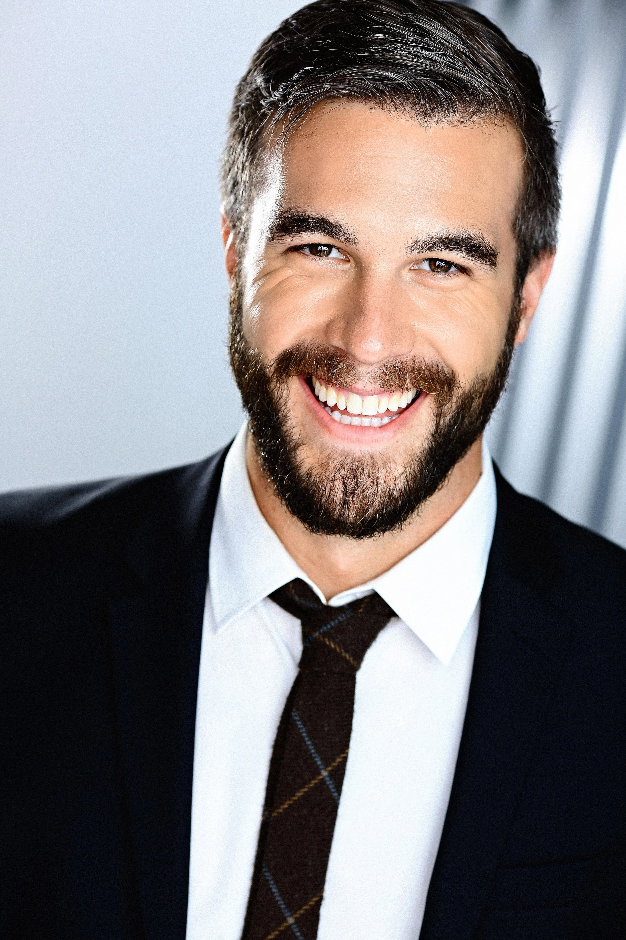 Andrew Laing - LR Headshot 3.jpg