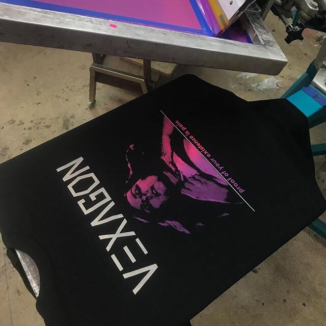 Discharge split fountain hand printed band tees -vibrant colors, no feel ink 👌🏼