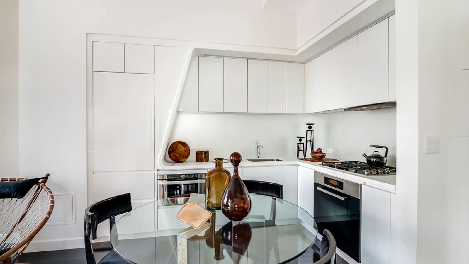 The Residences at W New York Downtown: 123 Washington Street