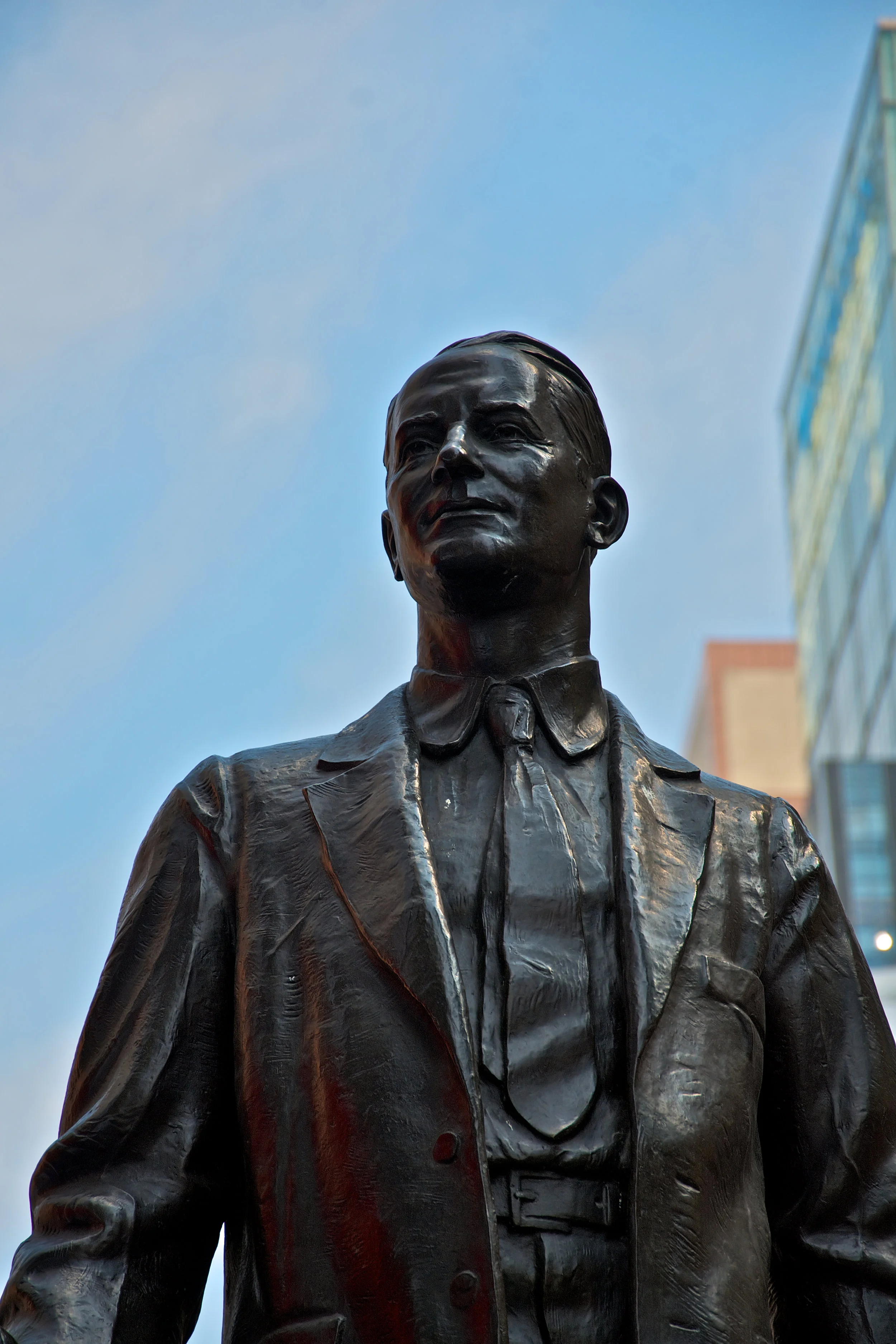 Cohen Statue Times Square 4.15.13.jpg
