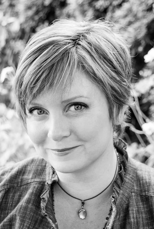 Kris-Dahlgren-BW-0810.jpg