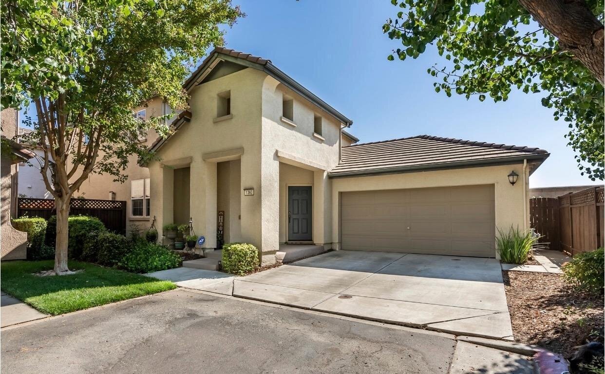1360 Landmark Cir, Lincoln