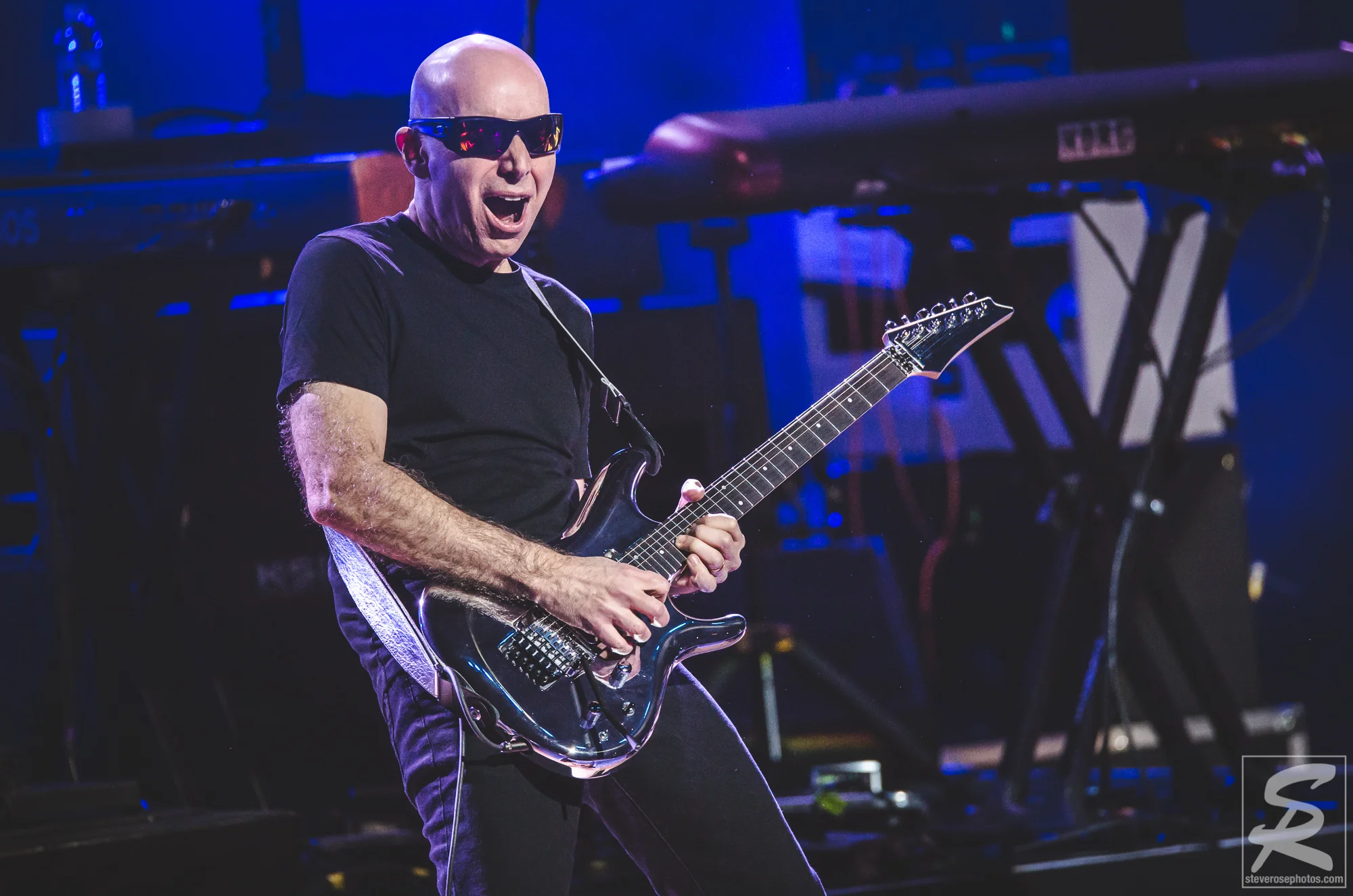 Joe Satriani-SR-6.jpg