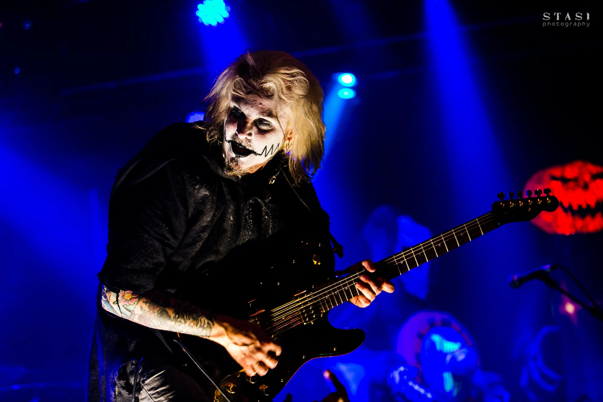 John5-Whiskey-LosAngeles-0410718-1169.jpg