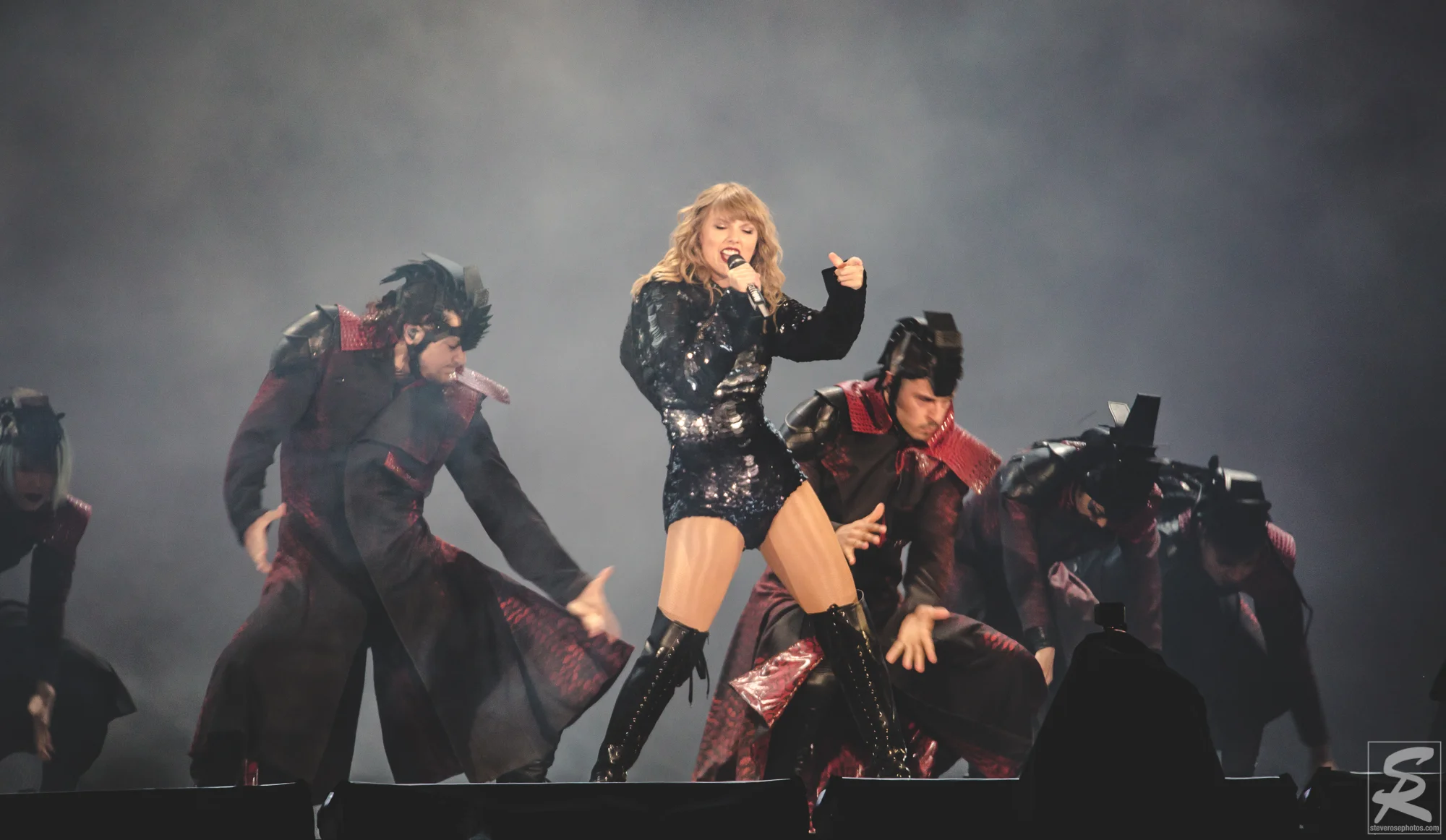 Taylor Swift-SR-12.jpg