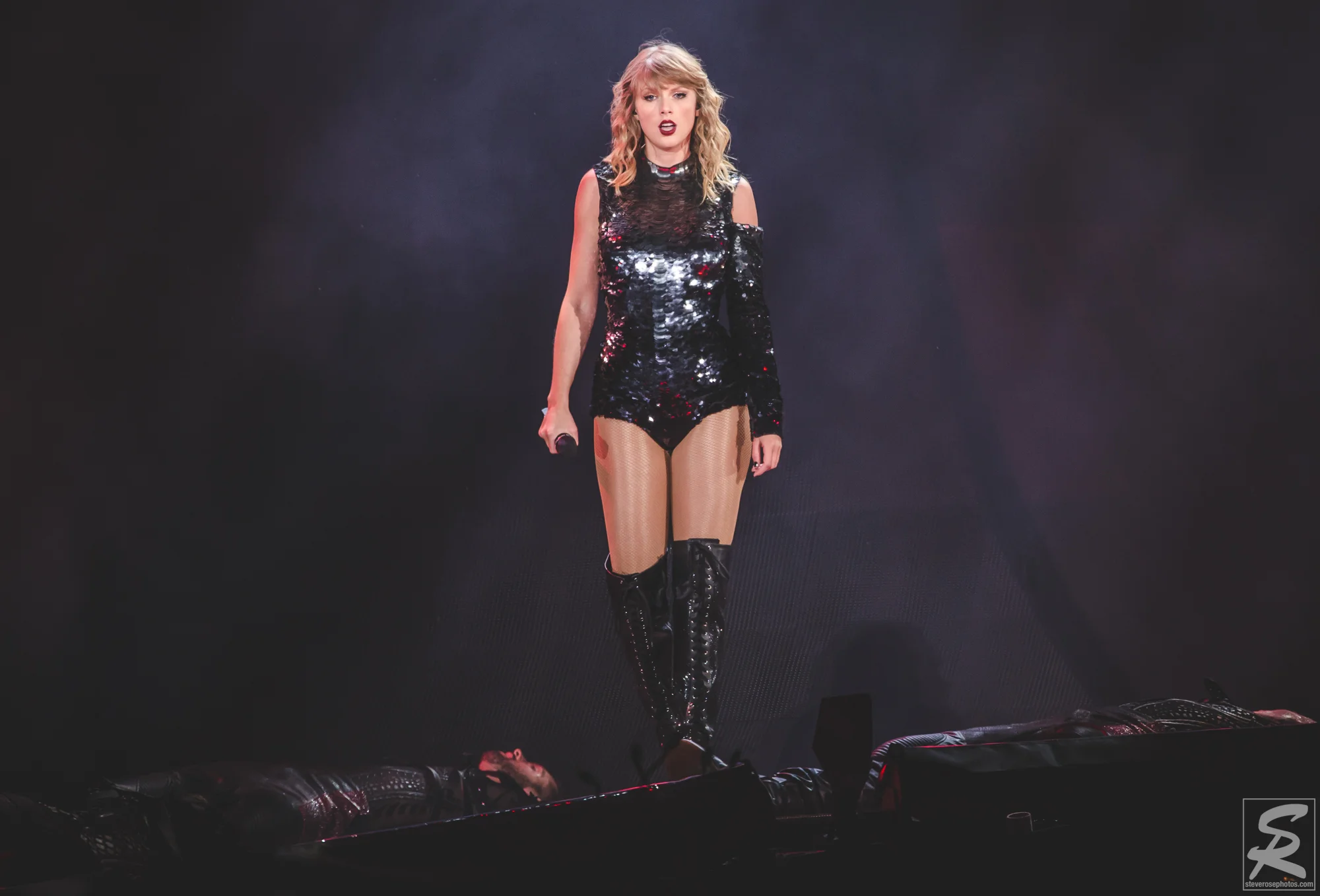 Taylor Swift-SR-25.jpg