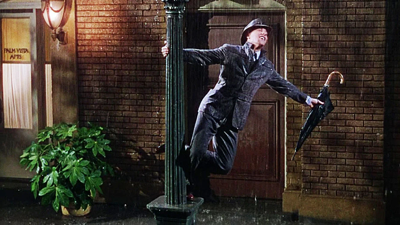 Gene-Kelly-Singing-in-the-Rain.jpg