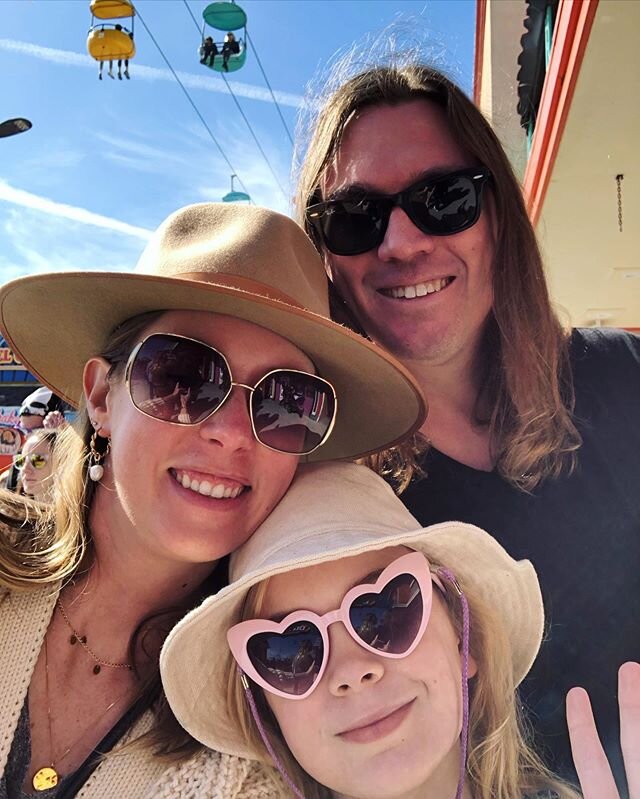 riding giants at the @santacruzbeachboardwalk