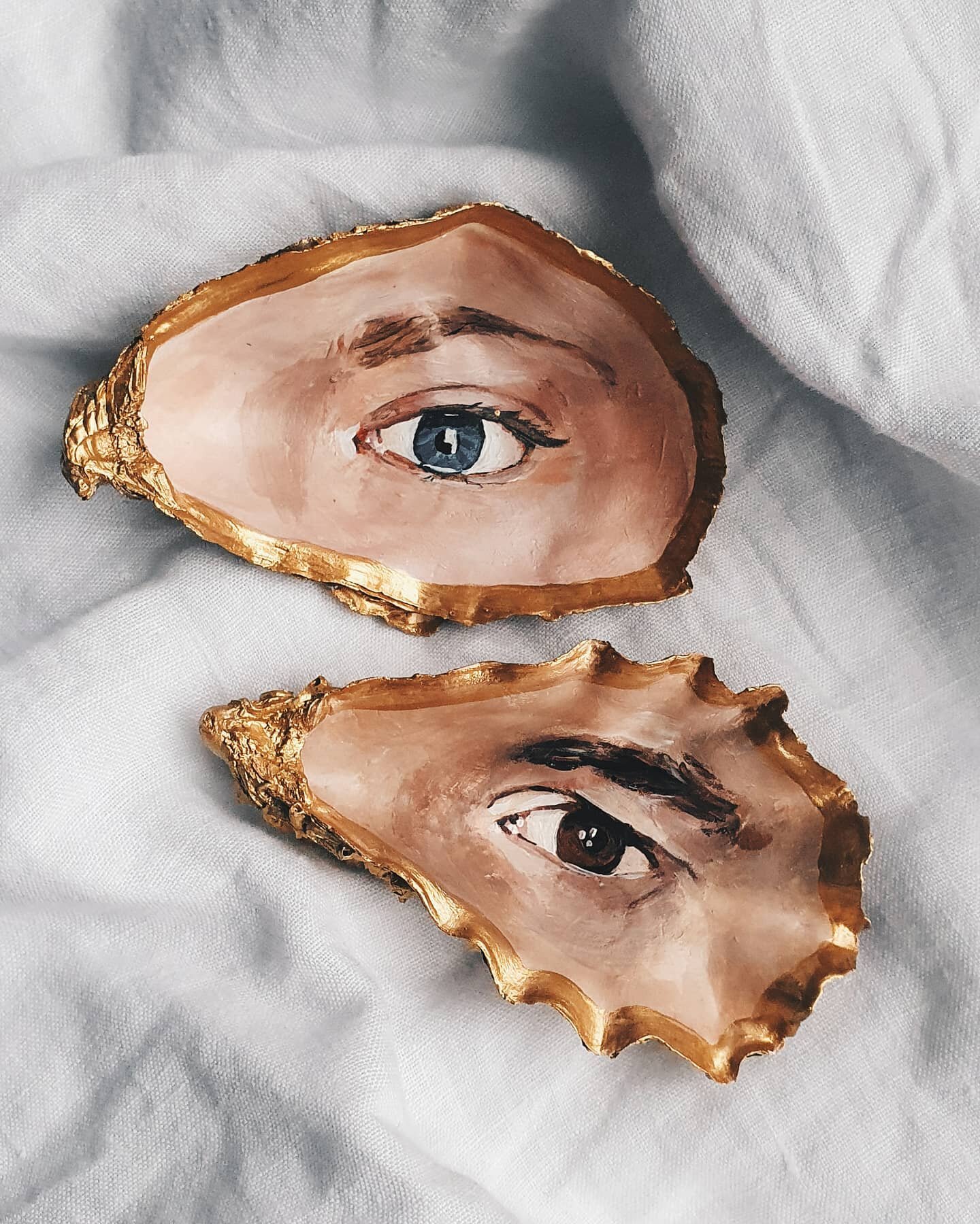Lover's Gaze (acrylic on oyster shell) 🦪🦪 These mini portraits of my husband and I were inspired by a mysterious, and shortlived, trend in Victorian England of having the eye of you lover painted and made into jewellery. Pre-selfie, this must have 