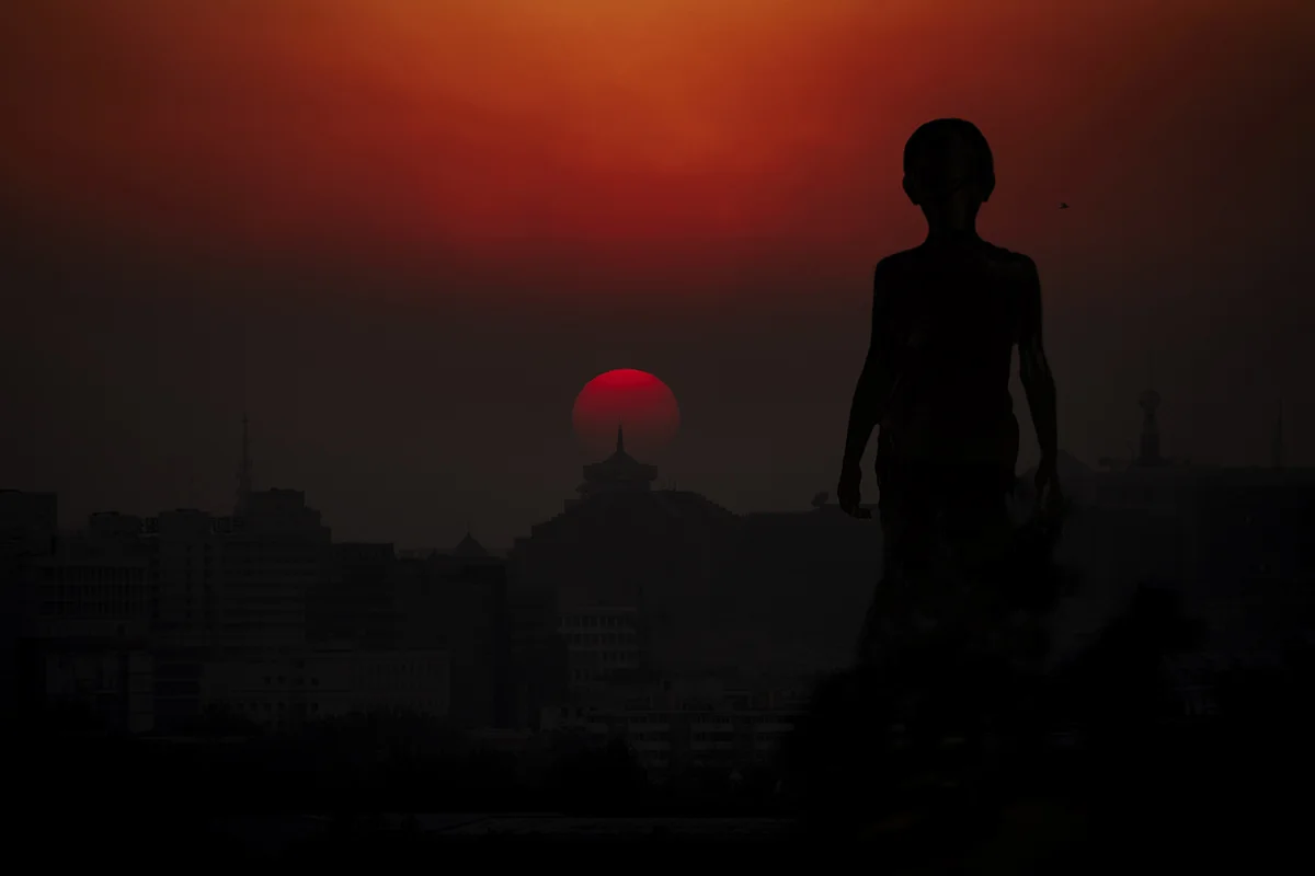 Sunset Boy, 2008, Beijing - 90 x 60 cm, Platinum Lustre Rag Archival paper. Edition of 3. No. 2 available.