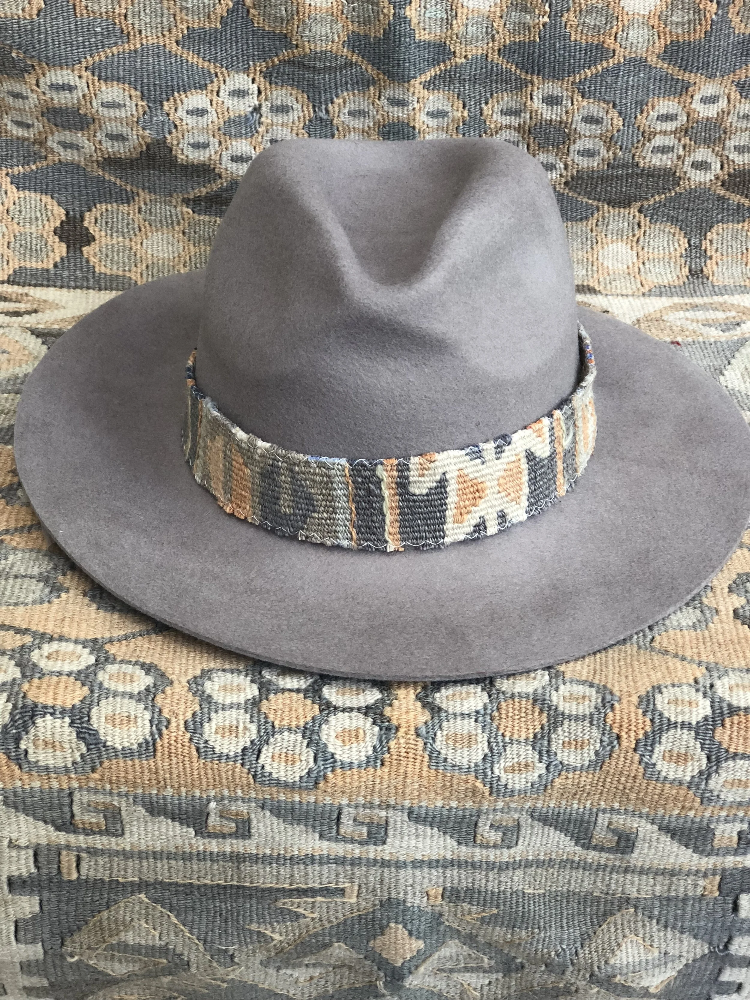 ANNEHAT054.jpg