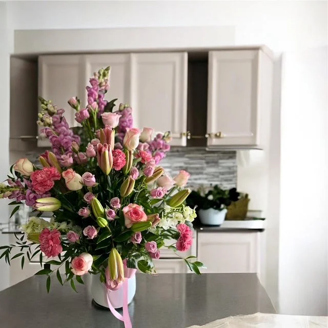 Pink mavue arrangement by Lilypilly Perth.JPG