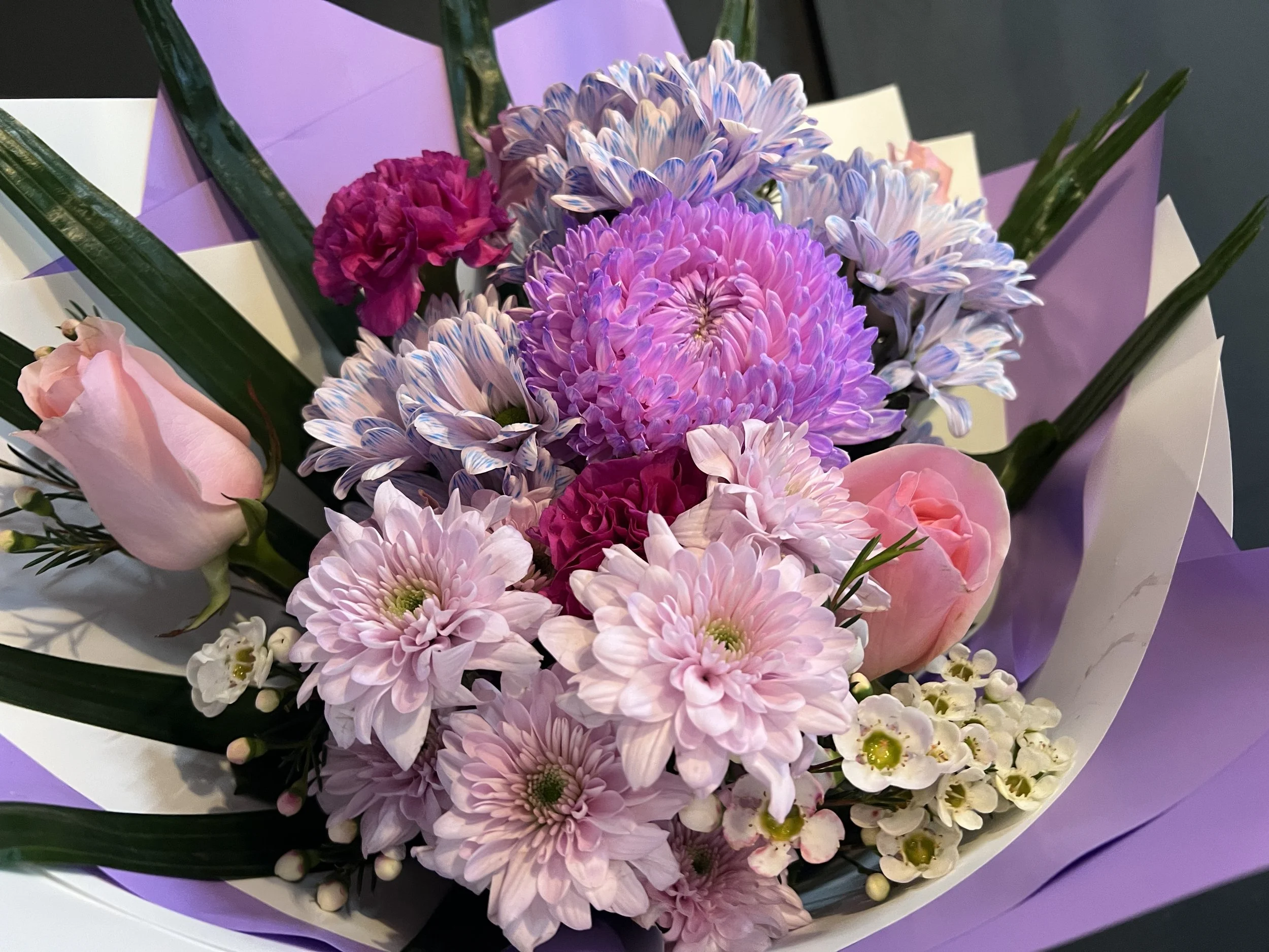 pink-purple gradutation bouquet