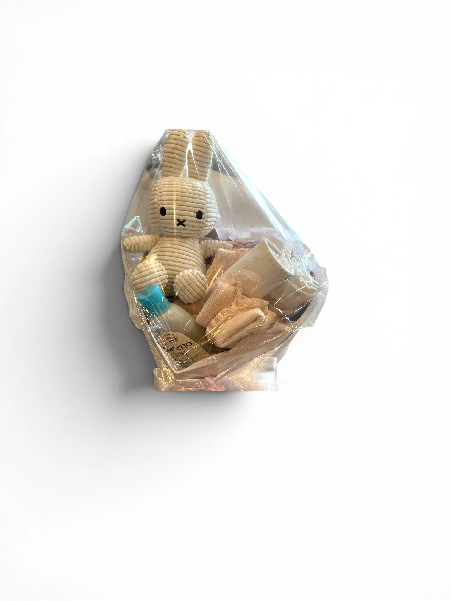 Baby hamper with bodysuits, socks, singlet & Plush Miffy in heart shape hatbox