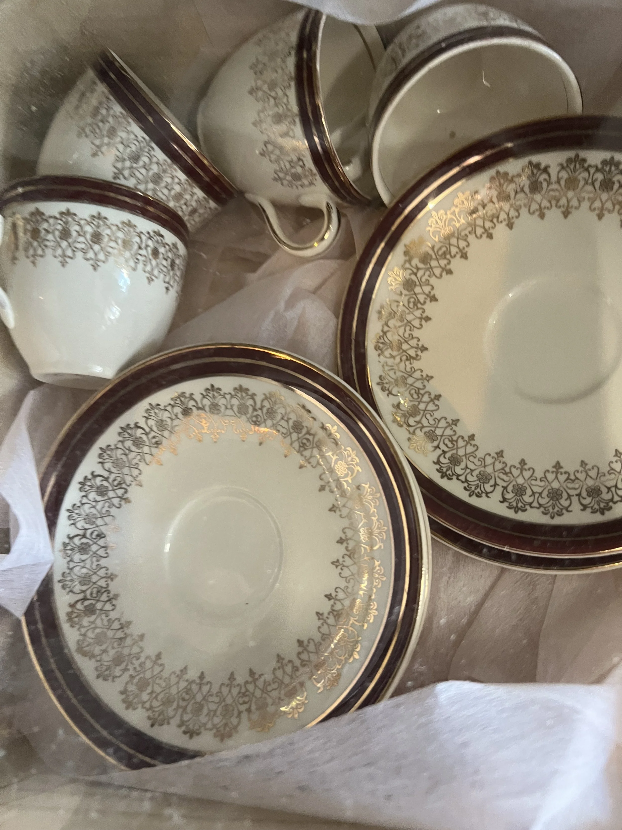 Alfred Meakin vintage bone china tea cup and saucer set of four available as a unique gift.