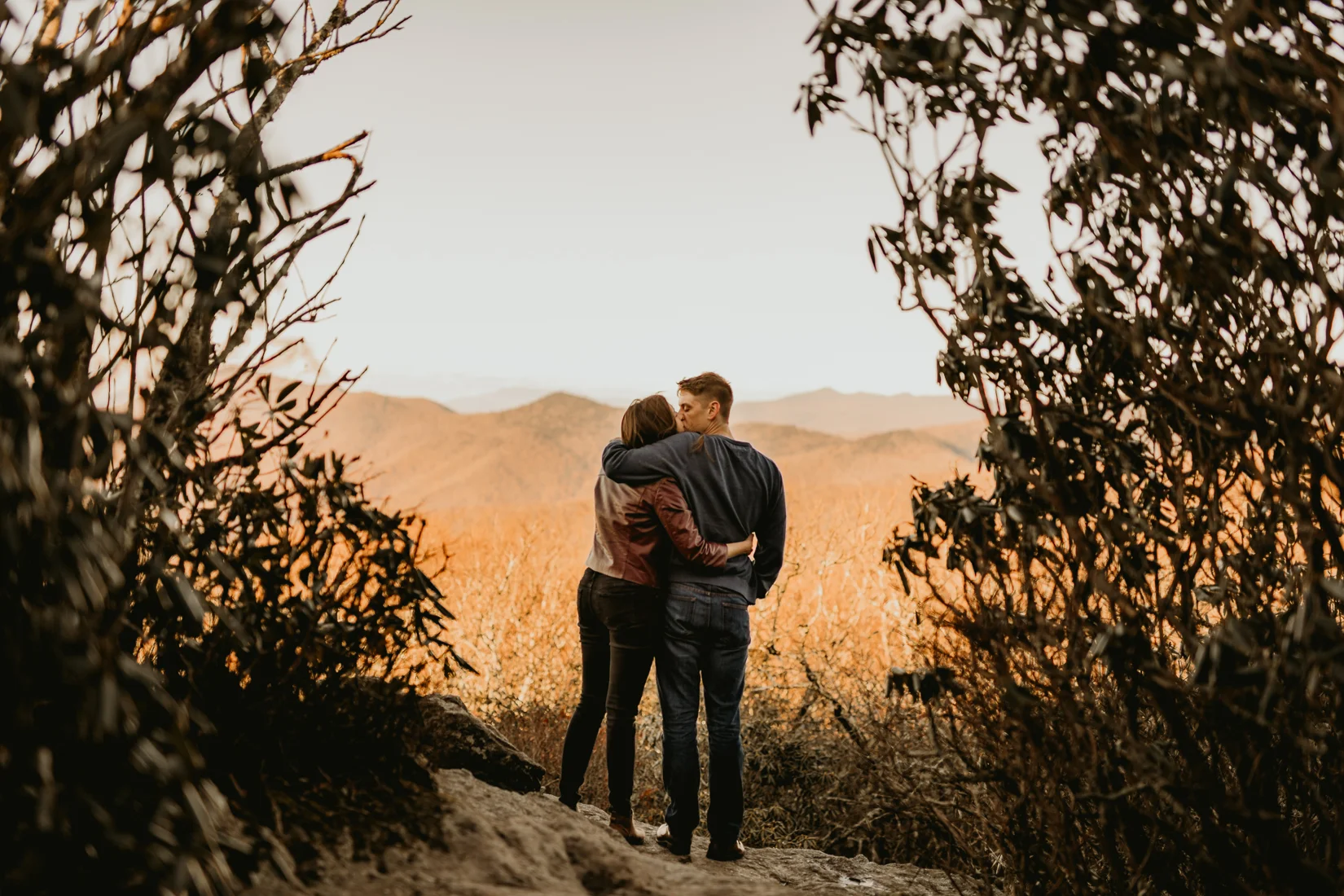 emily_neldon_greg_engagement_10_29_2018-2864blog.jpg