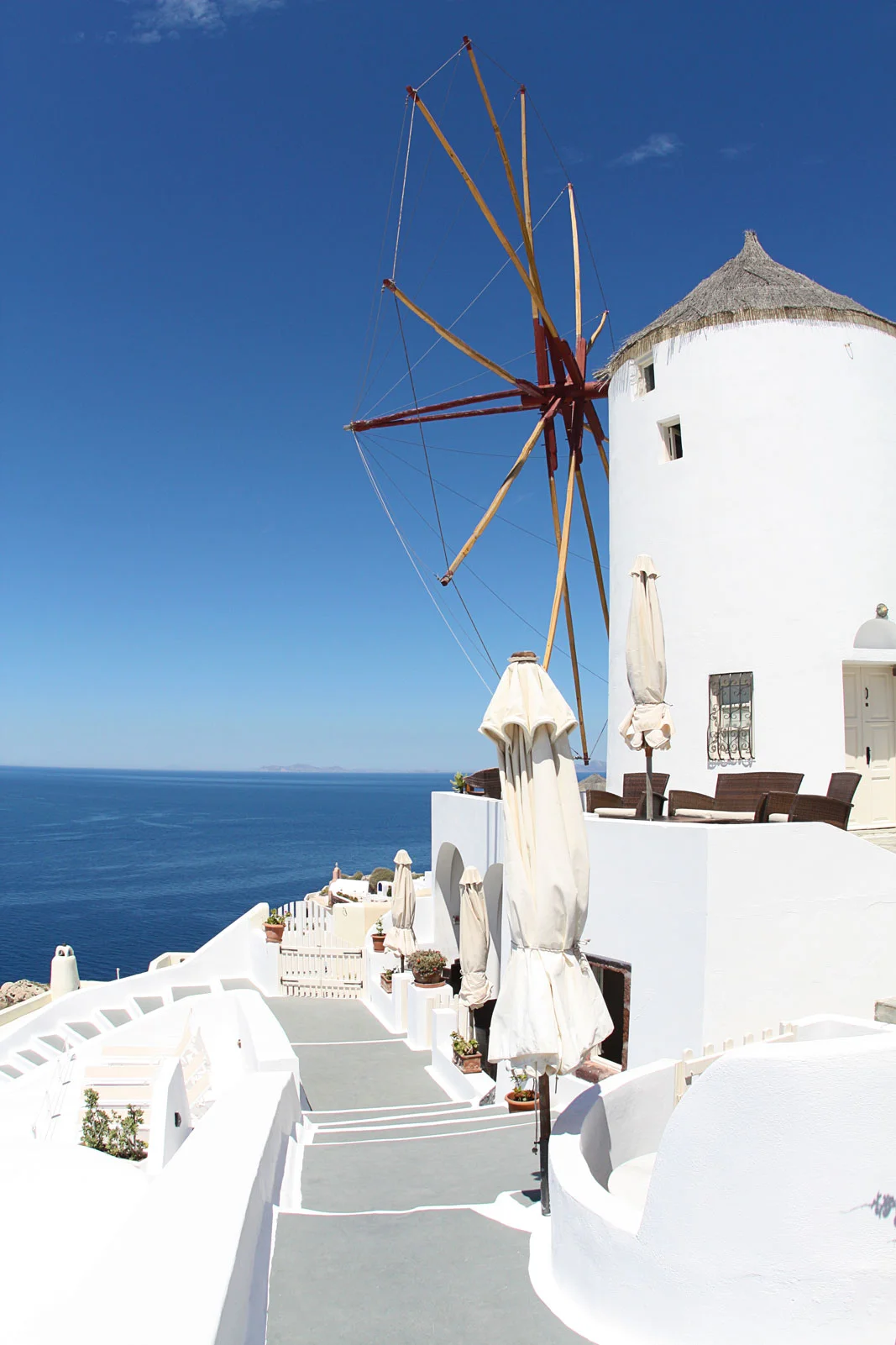 Oia, Santorini, Greece