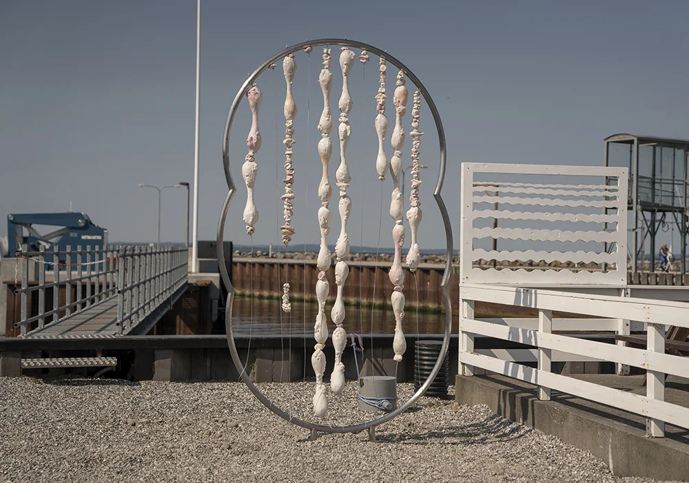 Aglaope (Beautiful Face) Stainless Steel, jesmonite, pigments, spray paint, steel-wire, 300 x 180 cm - , 2018. Photo: Lærke Posselt
