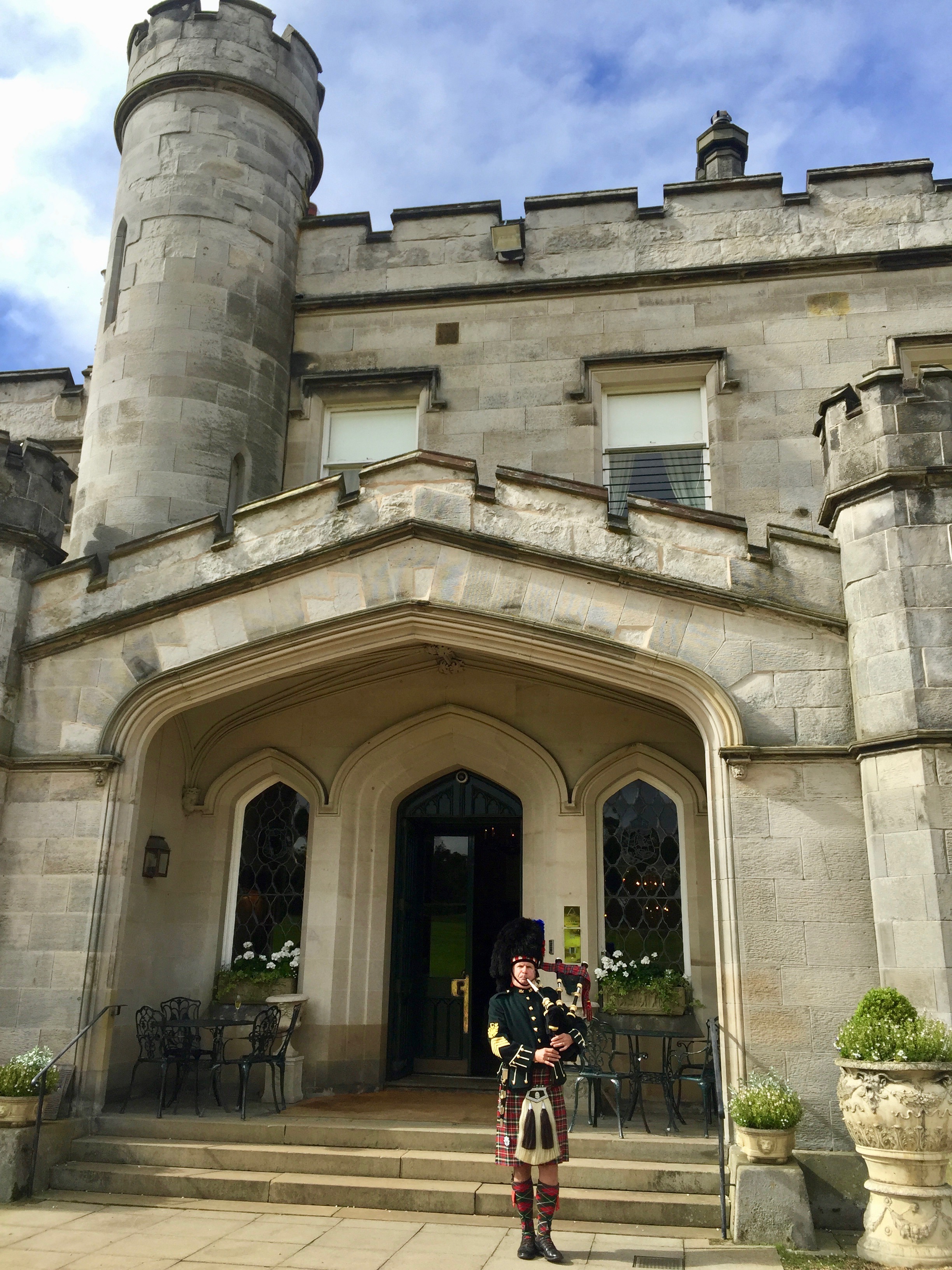 Dundas Castle. Quite the venue for a wedding and nice to play at a different style of ceremony.July 2017