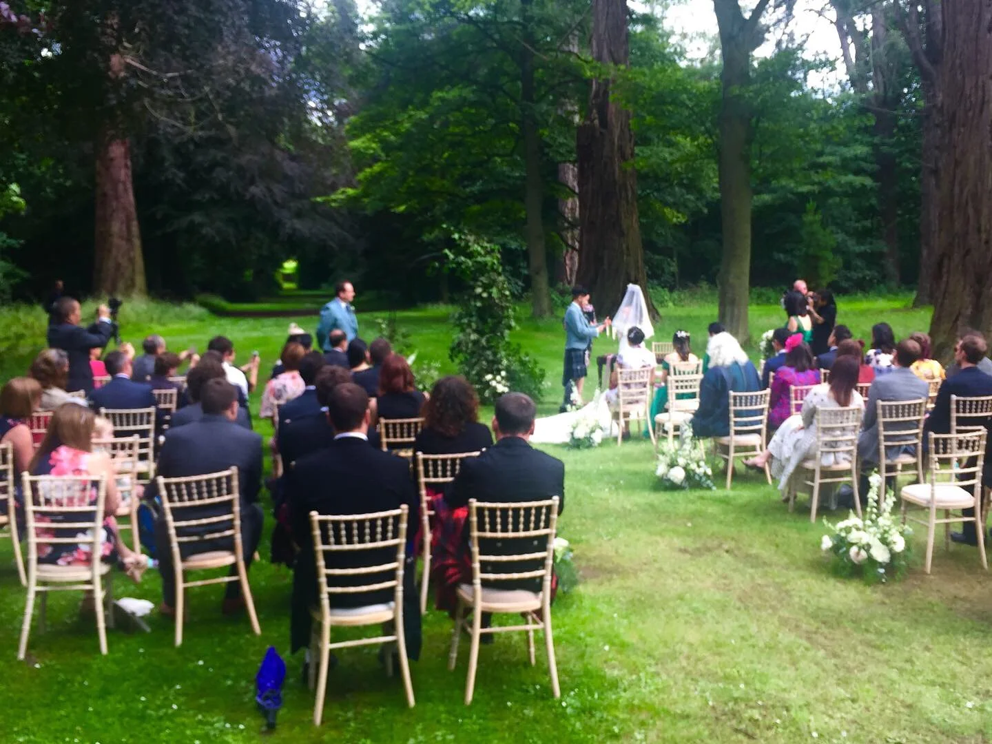 An outdoor wedding at Oxenfoord Castle Pathhead. The couple from Hong K,ong, Wing Biu Chan and Ka Yan Lo made a brave decision but got away with it. Lovely setting.