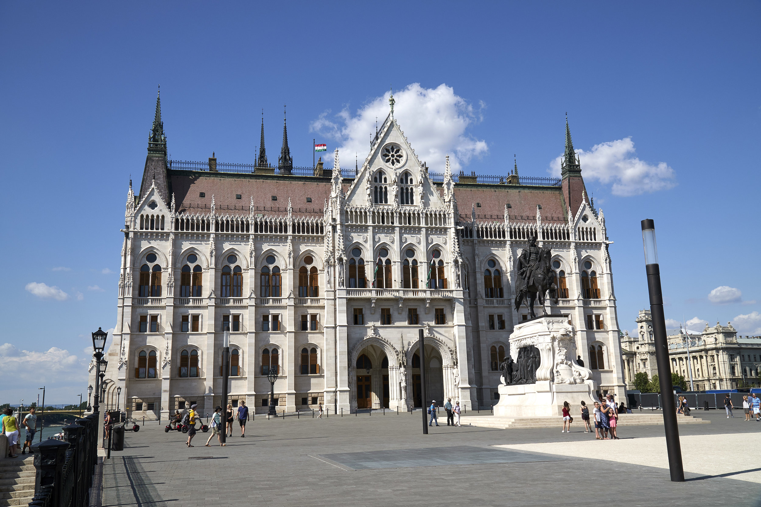 parliment building.jpg