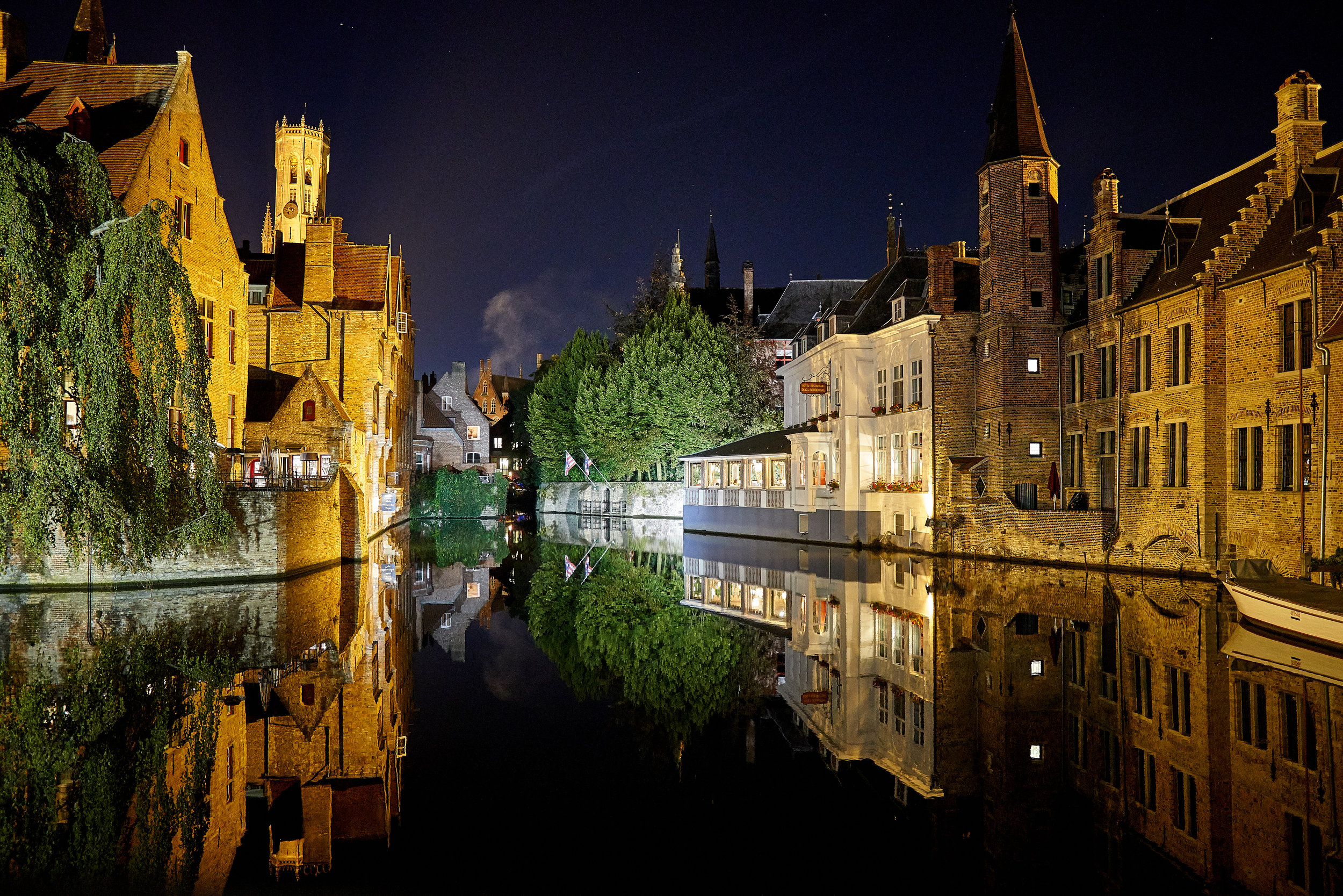 canal at night 2.jpg