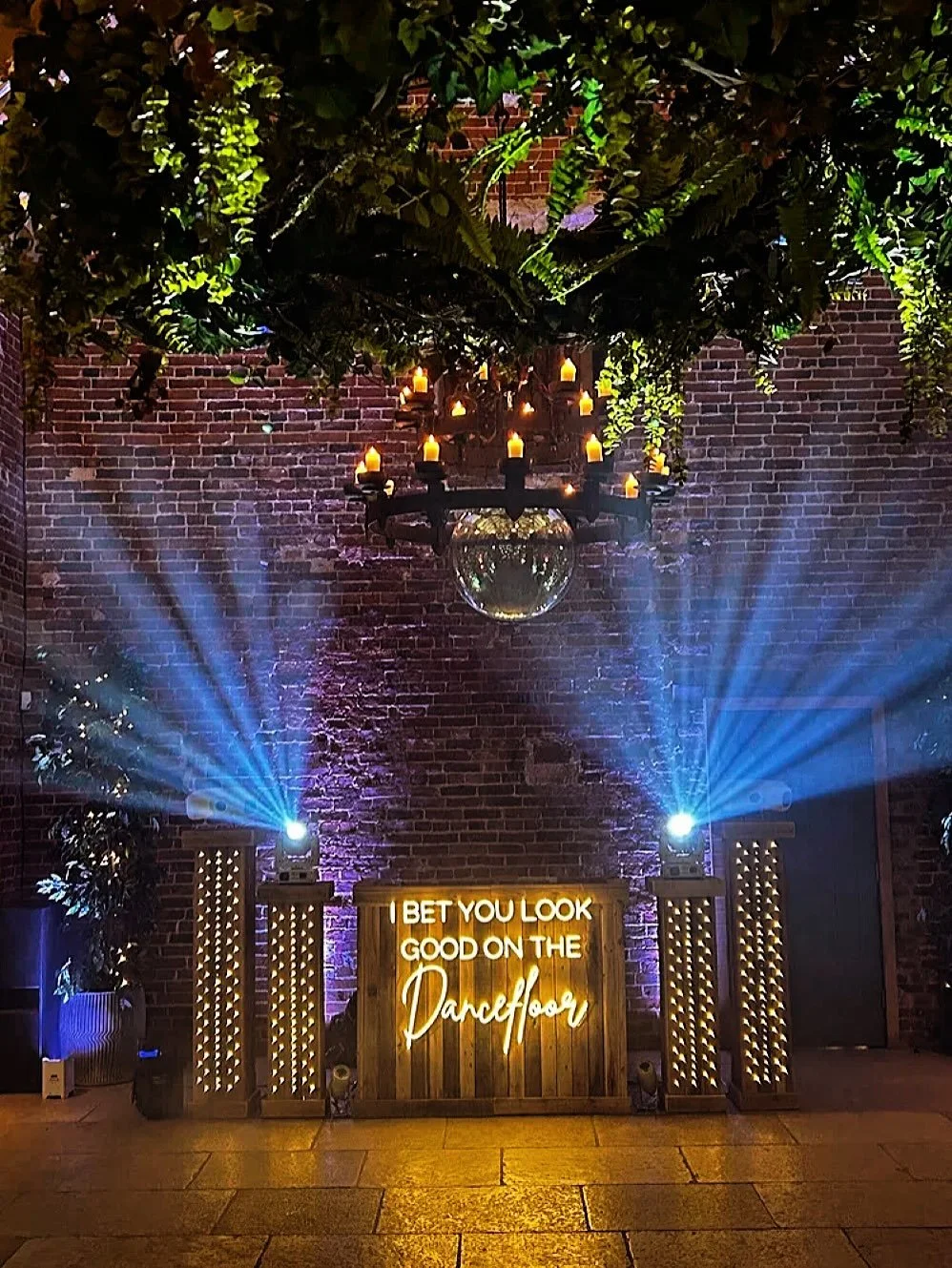 Dancefloor of dreams ✨

Yes, this could be yours!